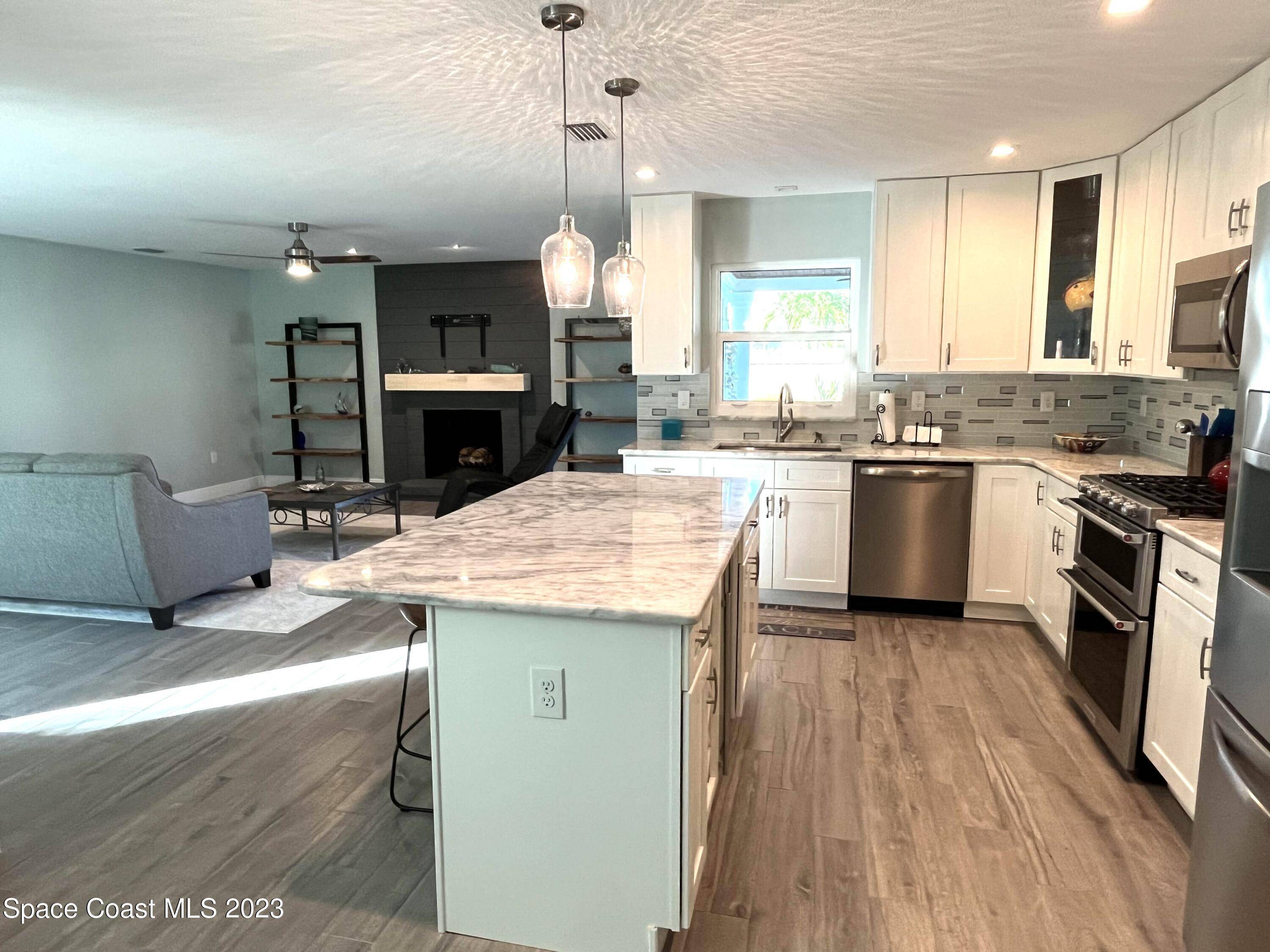 Satellite Beach, FL 32937,571 Kale ST