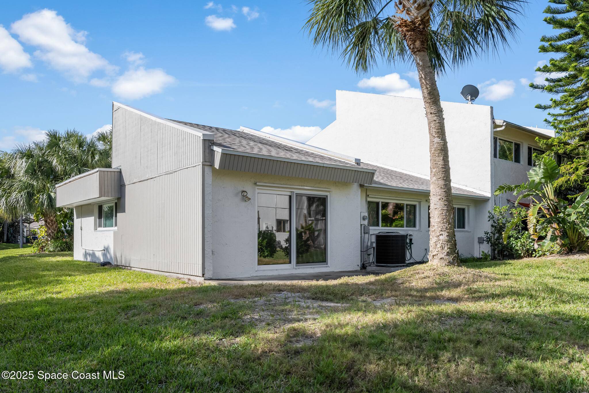 Indian Harbour Beach, FL 32937,500 Summerset CT