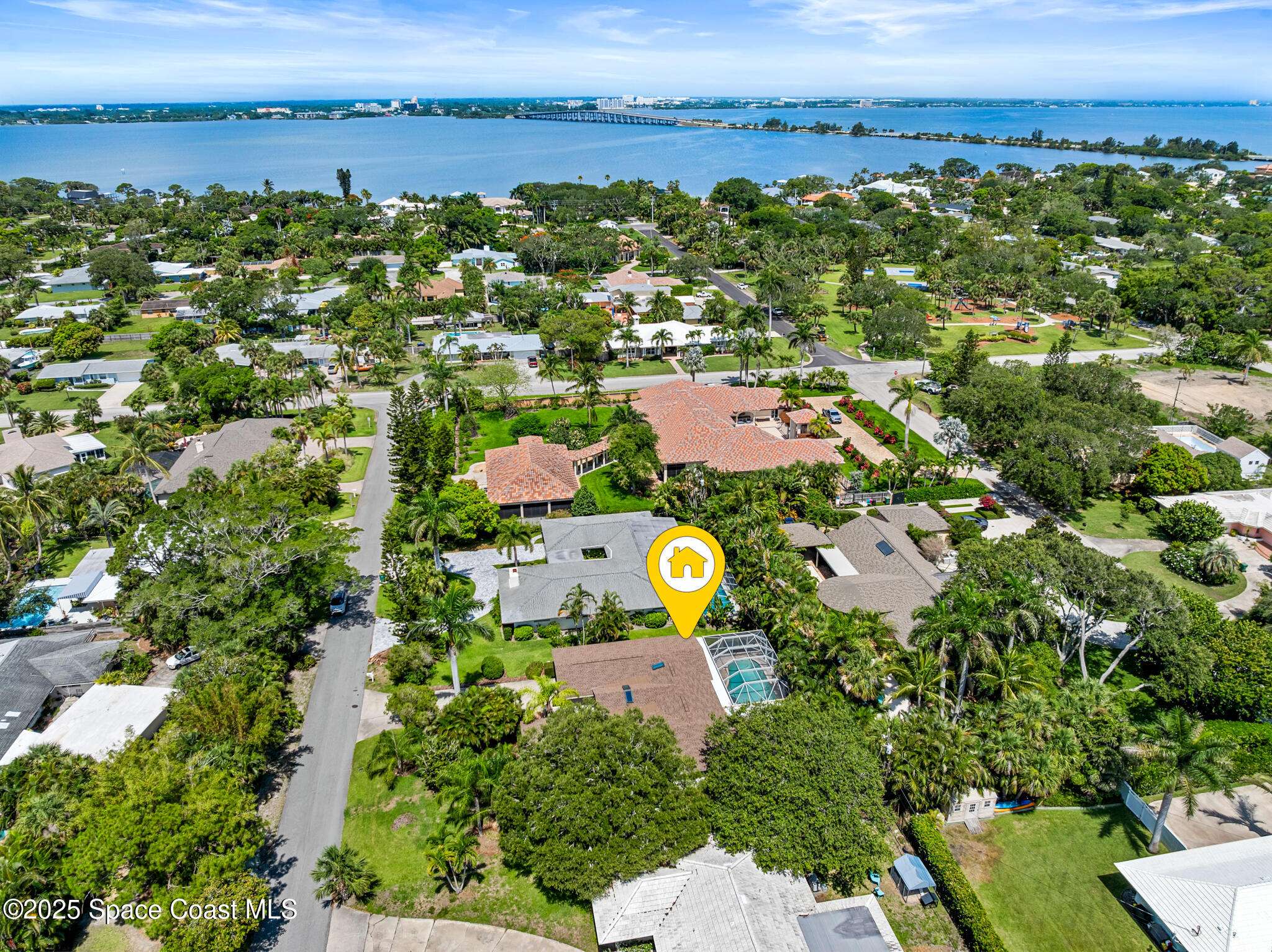 Indialantic, FL 32903,320 Cocoa AVE