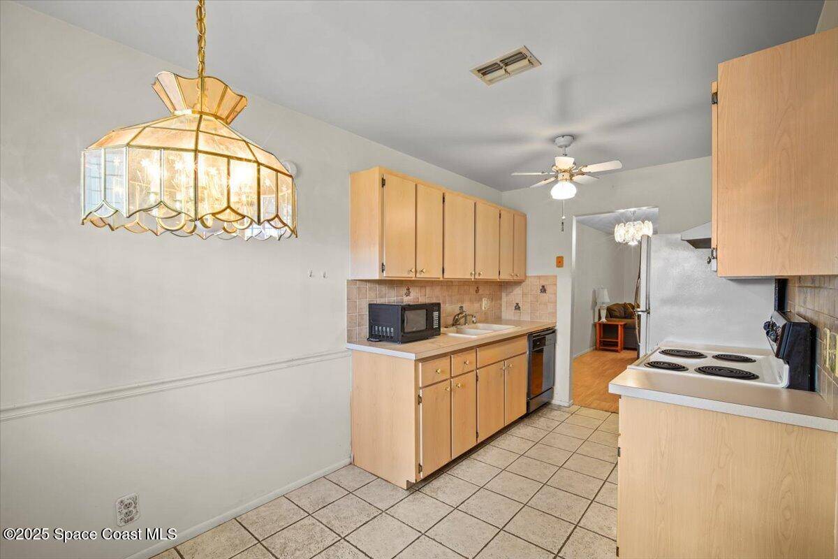 Titusville, FL 32780,1289 Cheney HWY #B