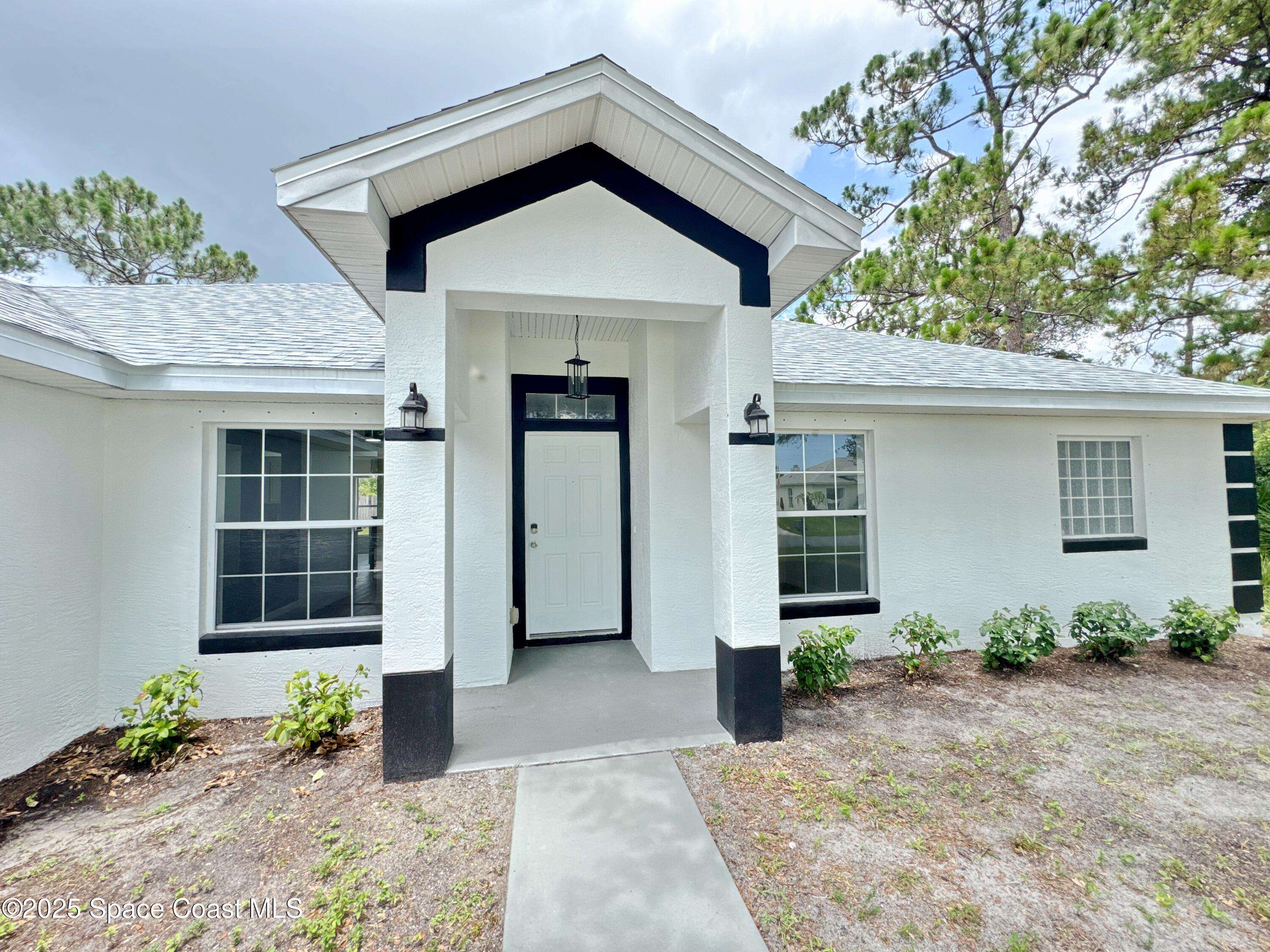 Palm Bay, FL 32909,3162 San Salvador AVE