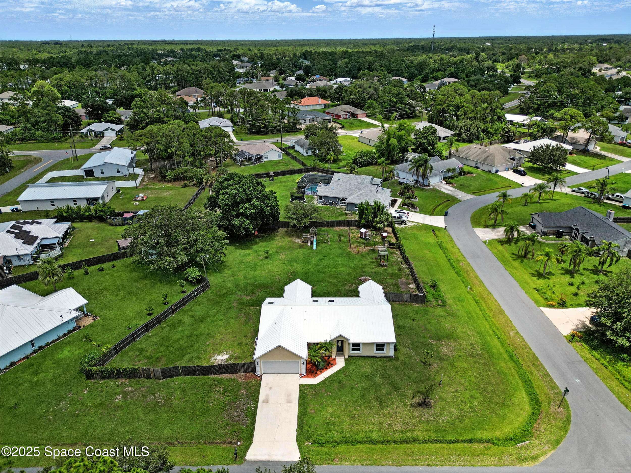 Palm Bay, FL 32909,2749 Digby RD SE