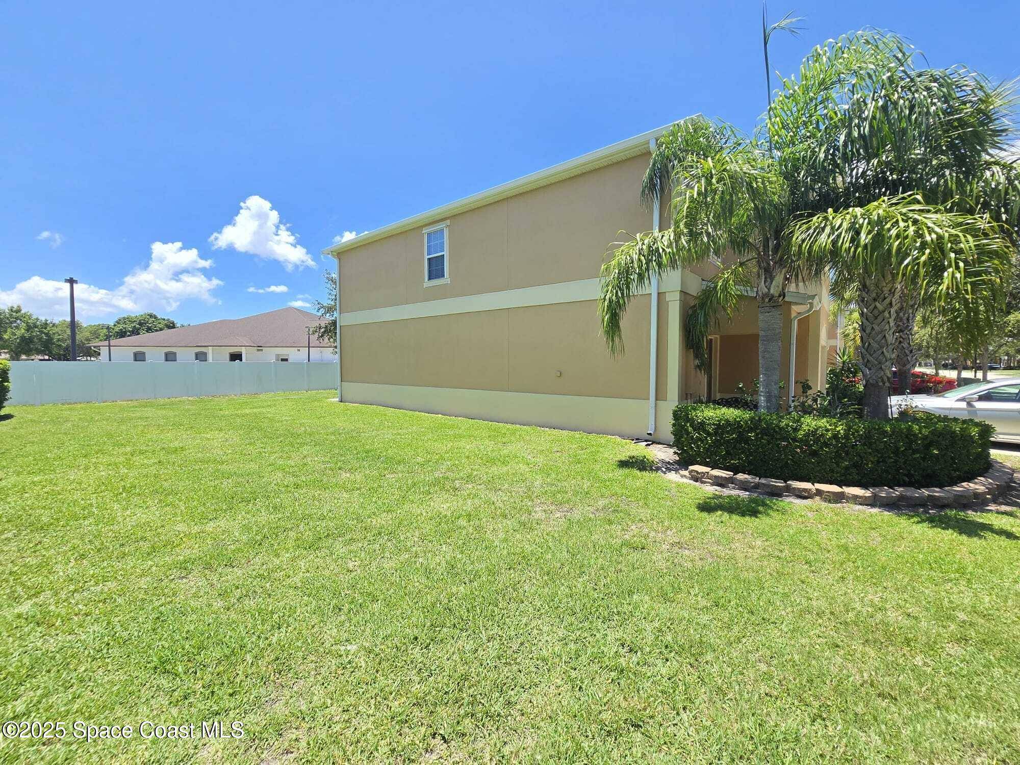 Melbourne, FL 32935,2735 Revolution ST #101