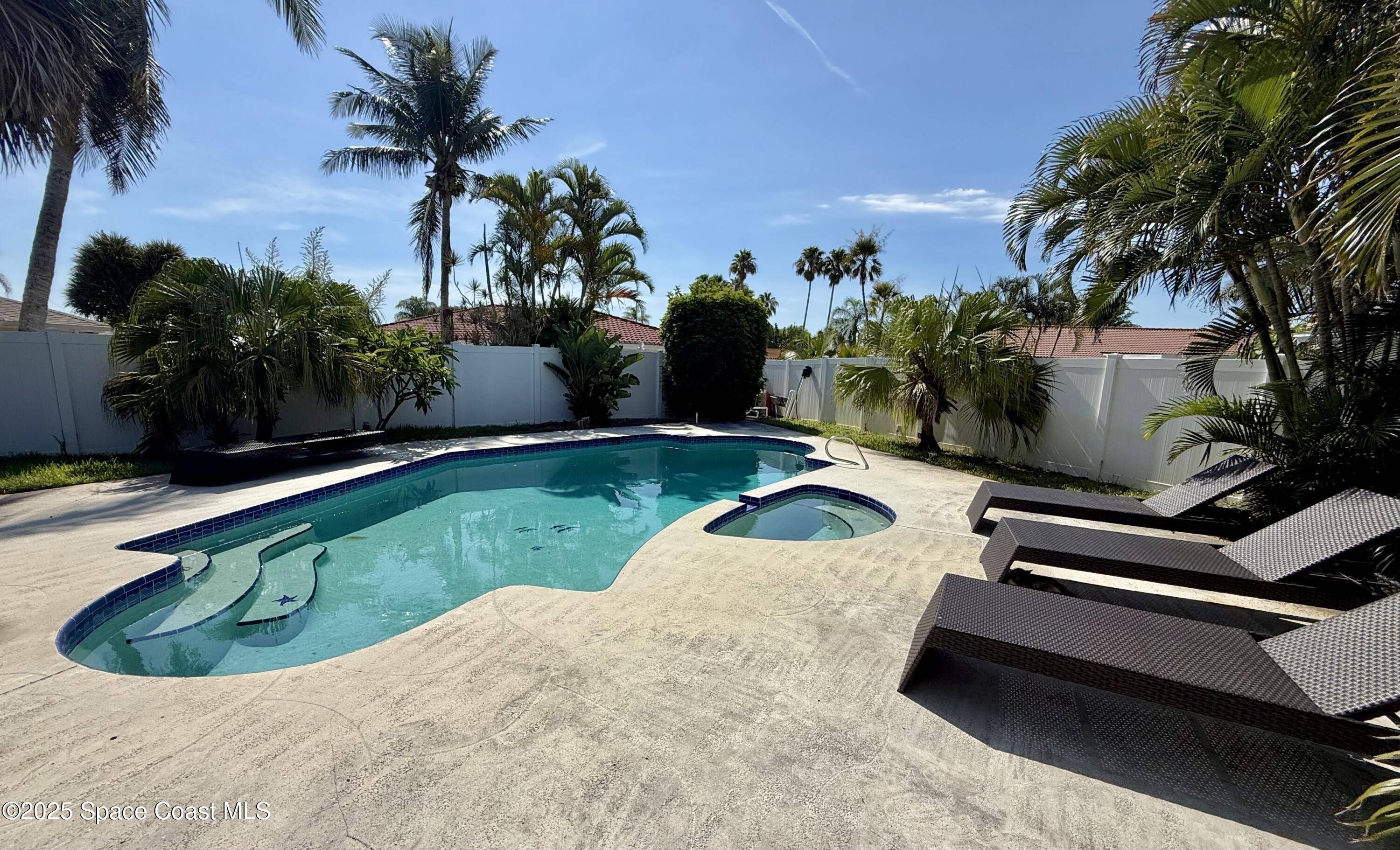 Satellite Beach, FL 32937,380 Cherry CT