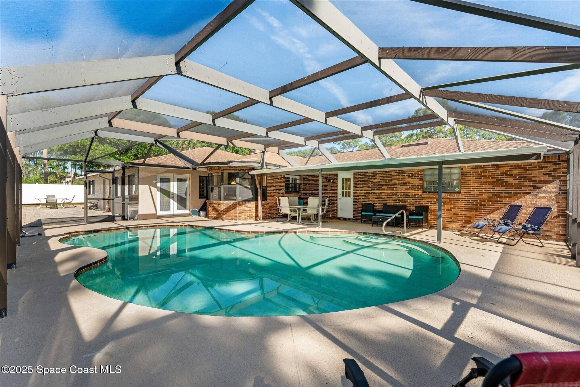 West Melbourne, FL 32904,8000 Pine Needle LN