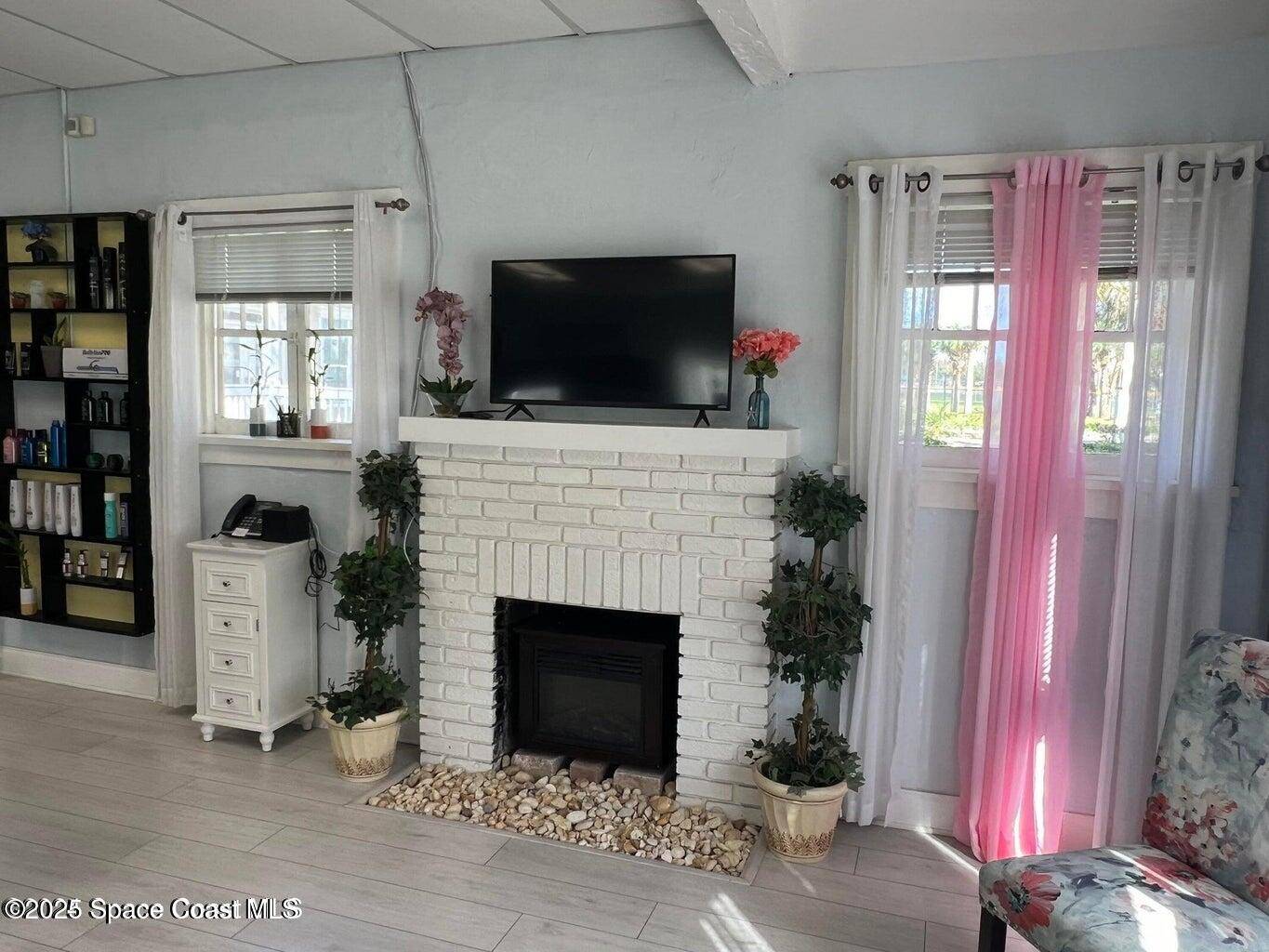 Merritt Island, FL 32953,277 Mcleod ST