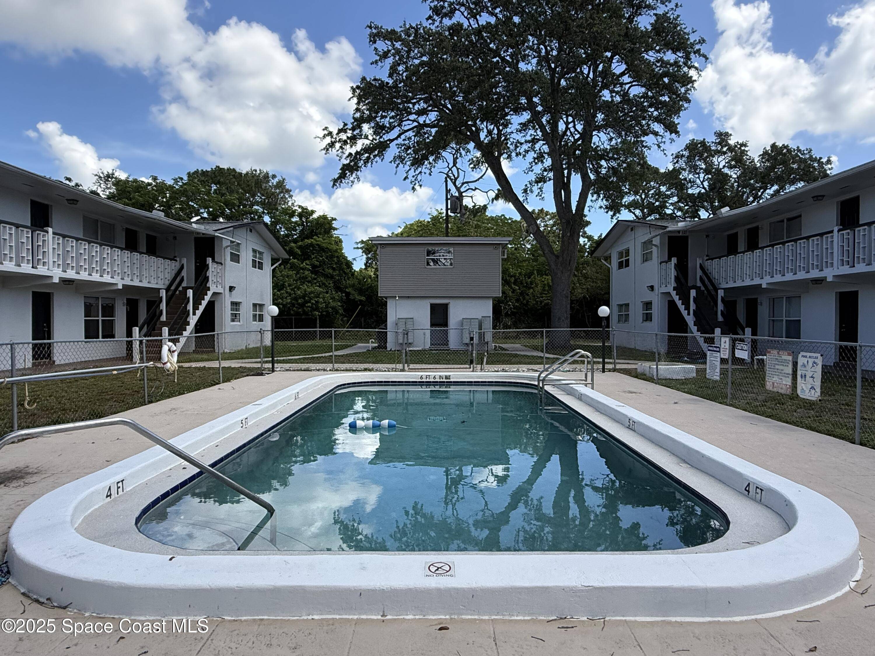 Melbourne, FL 32935,1440 Parkway DR #7a