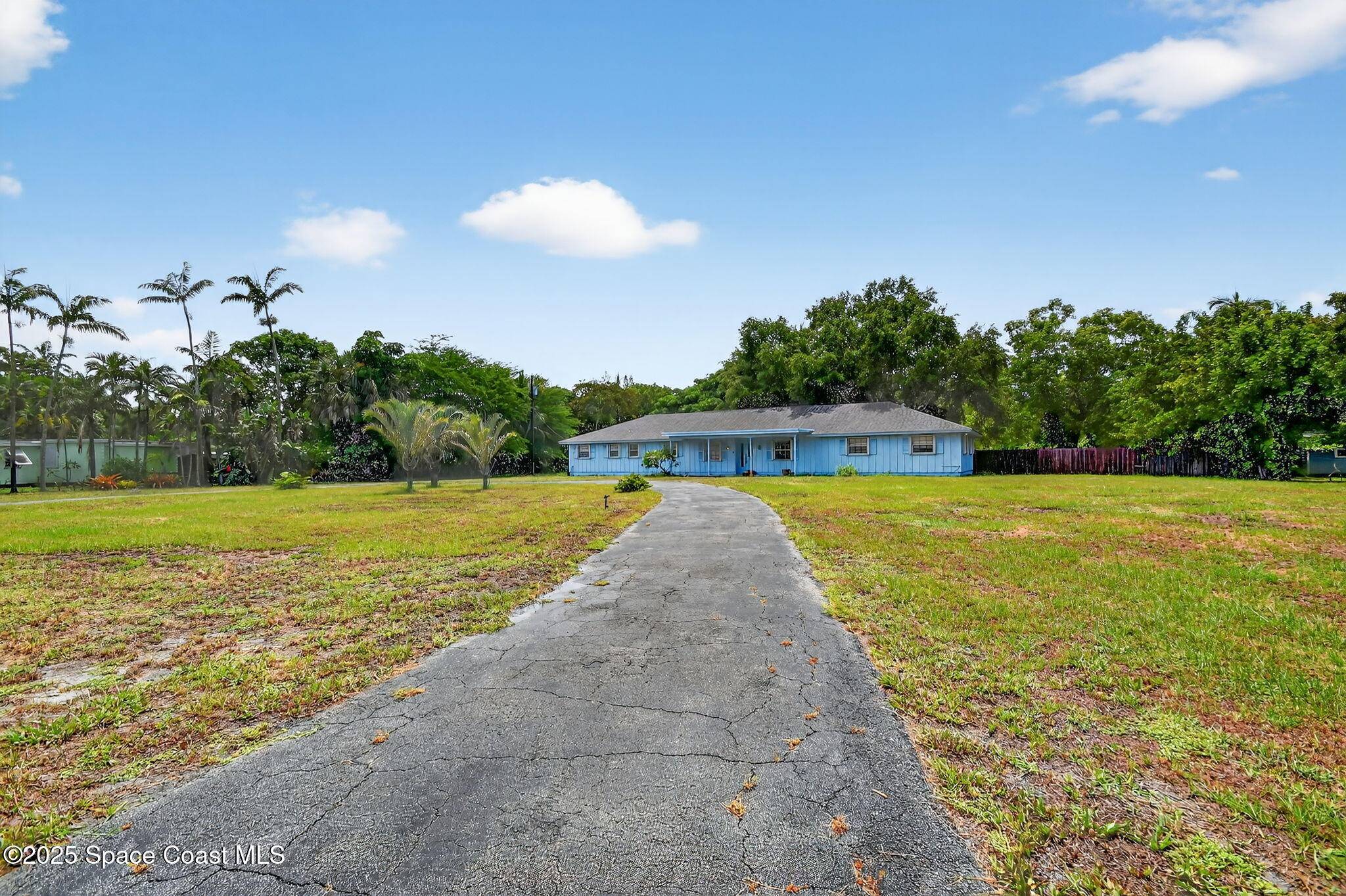 Lake Worth, FL 33467,6581 Hillside LN