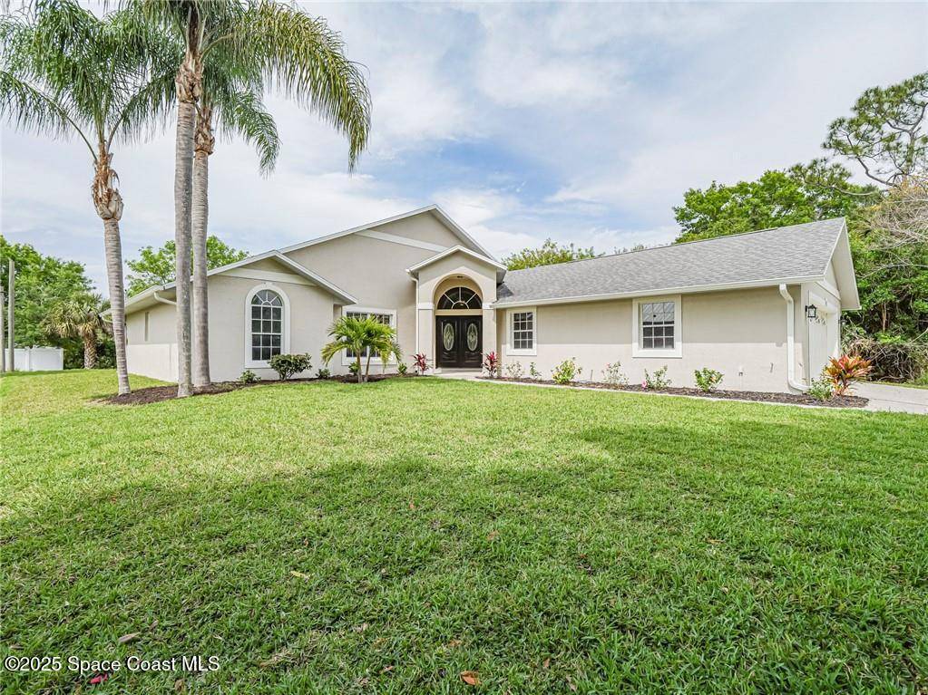 Sebastian, FL 32958,513 Benedictine TER