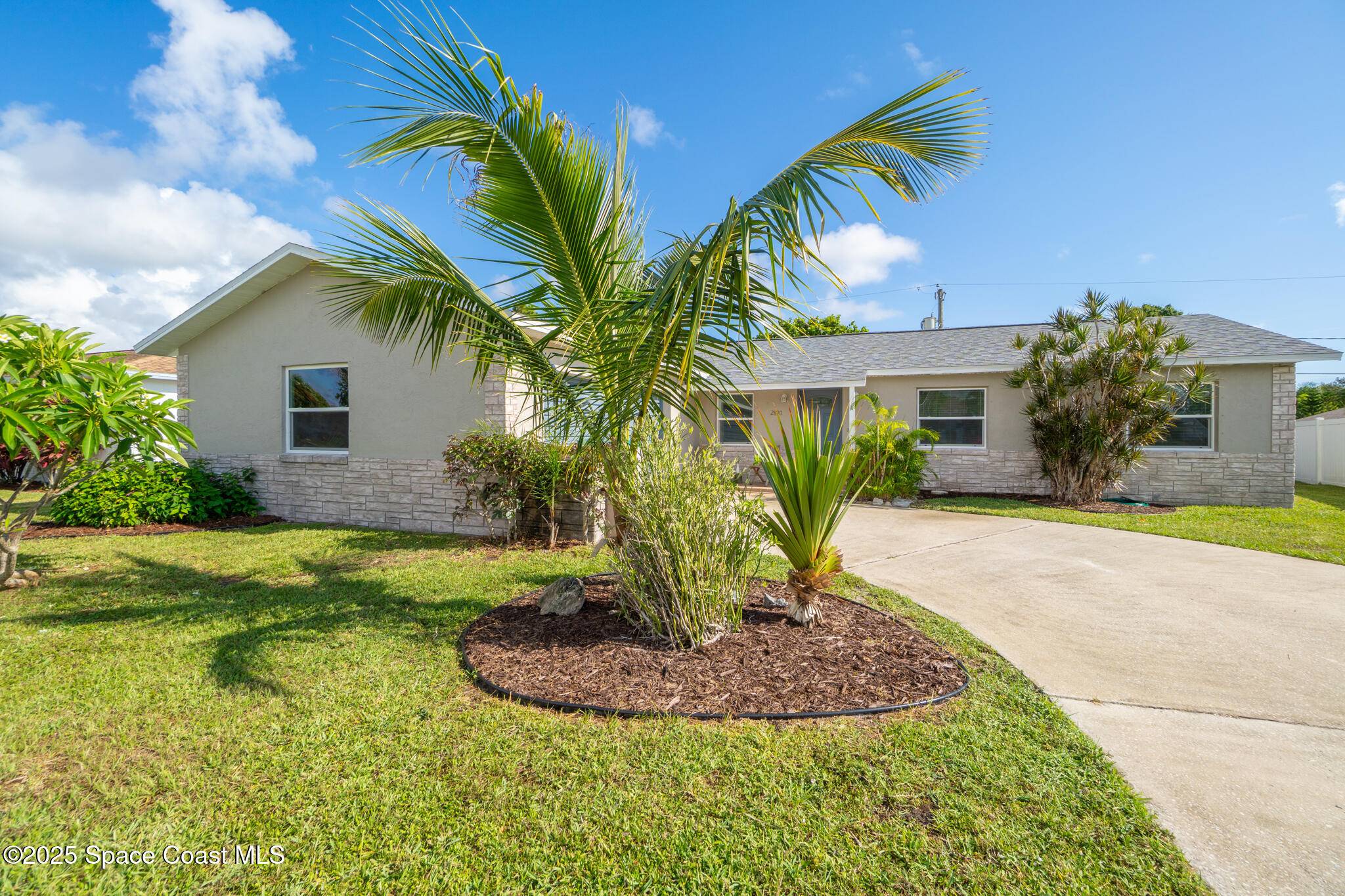 Melbourne, FL 32935,2890 College View DR