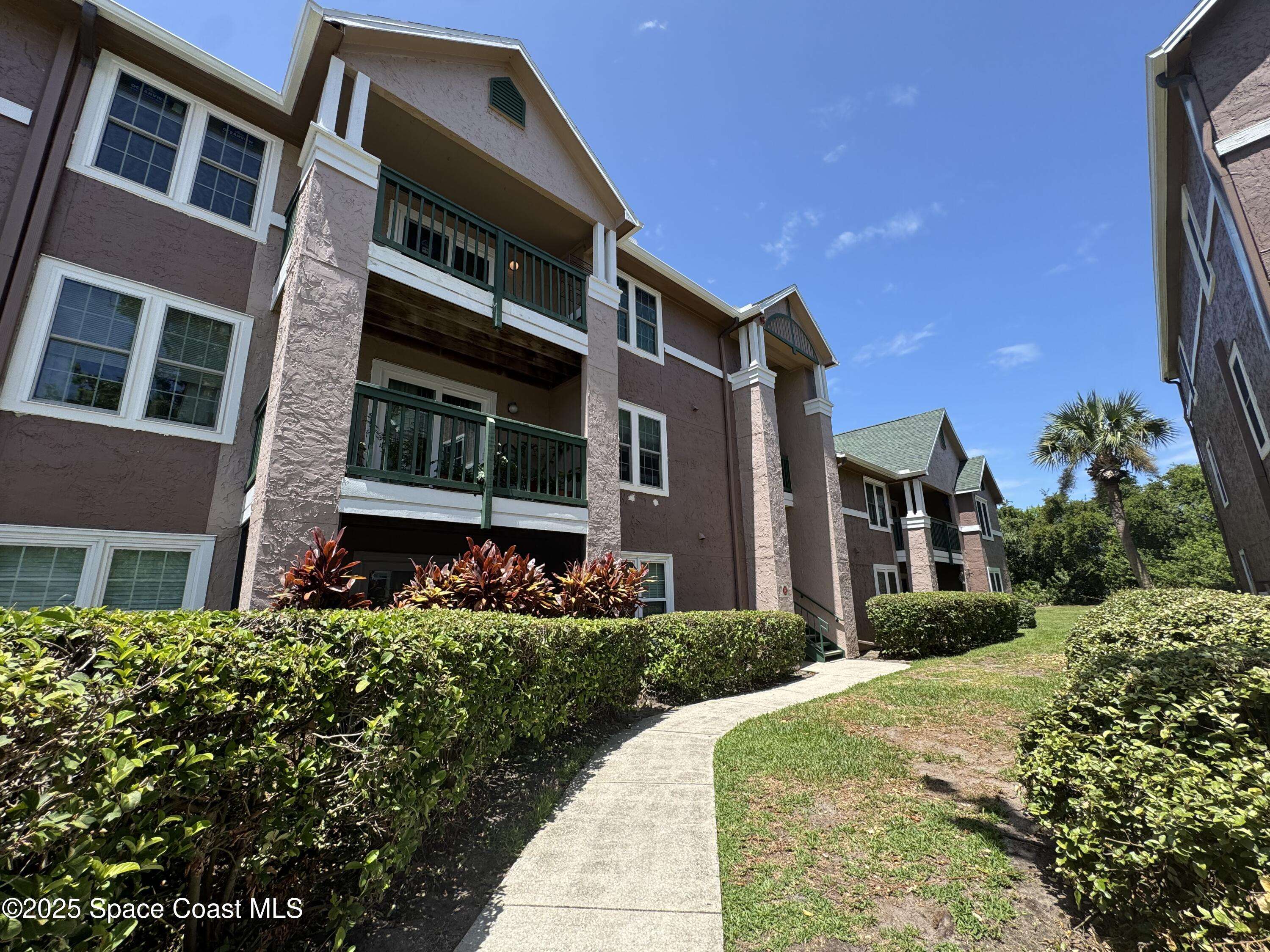 Melbourne, FL 32940,7667 N Wickham RD #1019