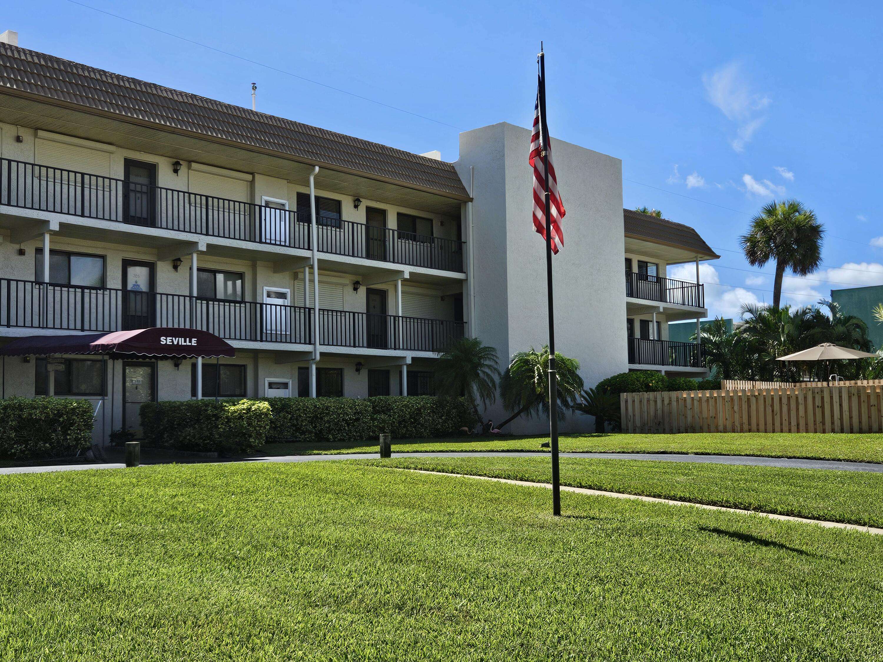 Cocoa Beach, FL 32931,1700 S Atlantic AVE #107