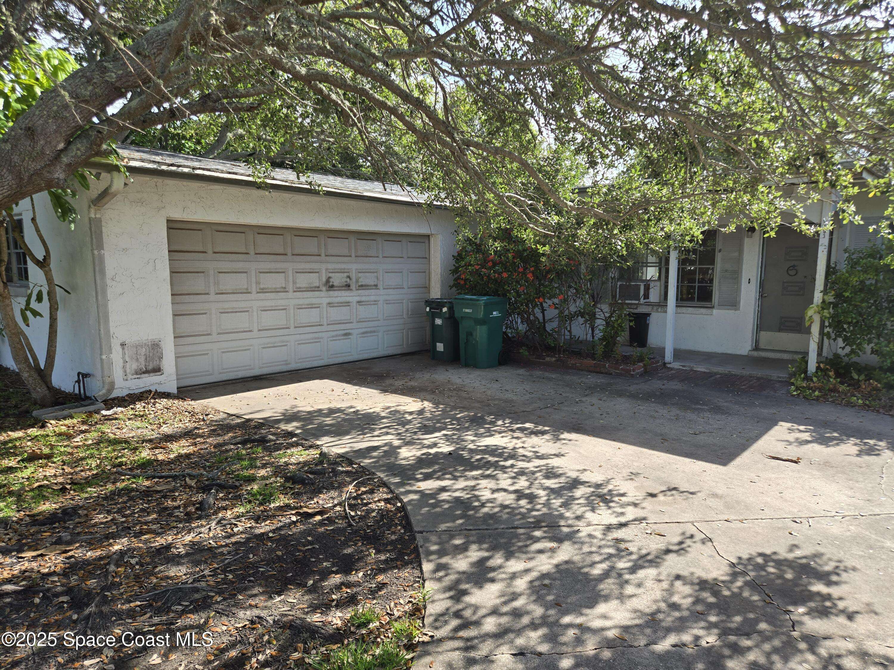 Cocoa Beach, FL 32931,103 Sunset DR