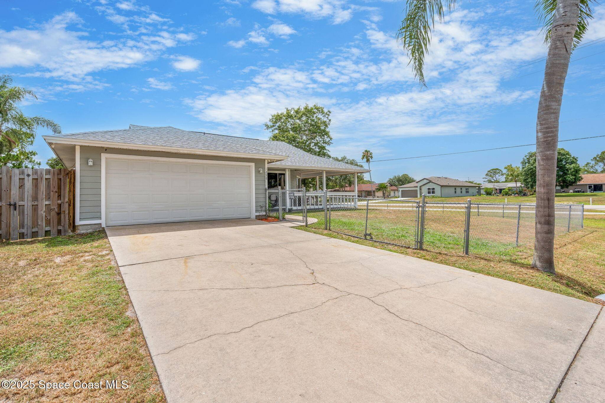 Palm Bay, FL 32907,1298 Corning AVE NW
