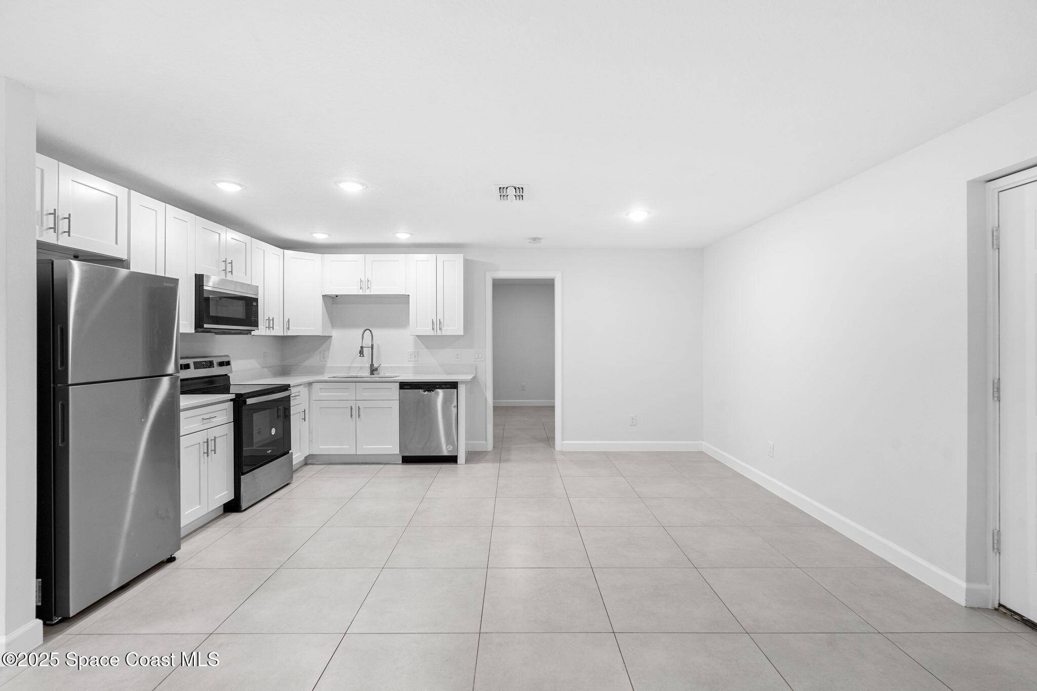 Titusville, FL 32780,845 Kenilworth CT
