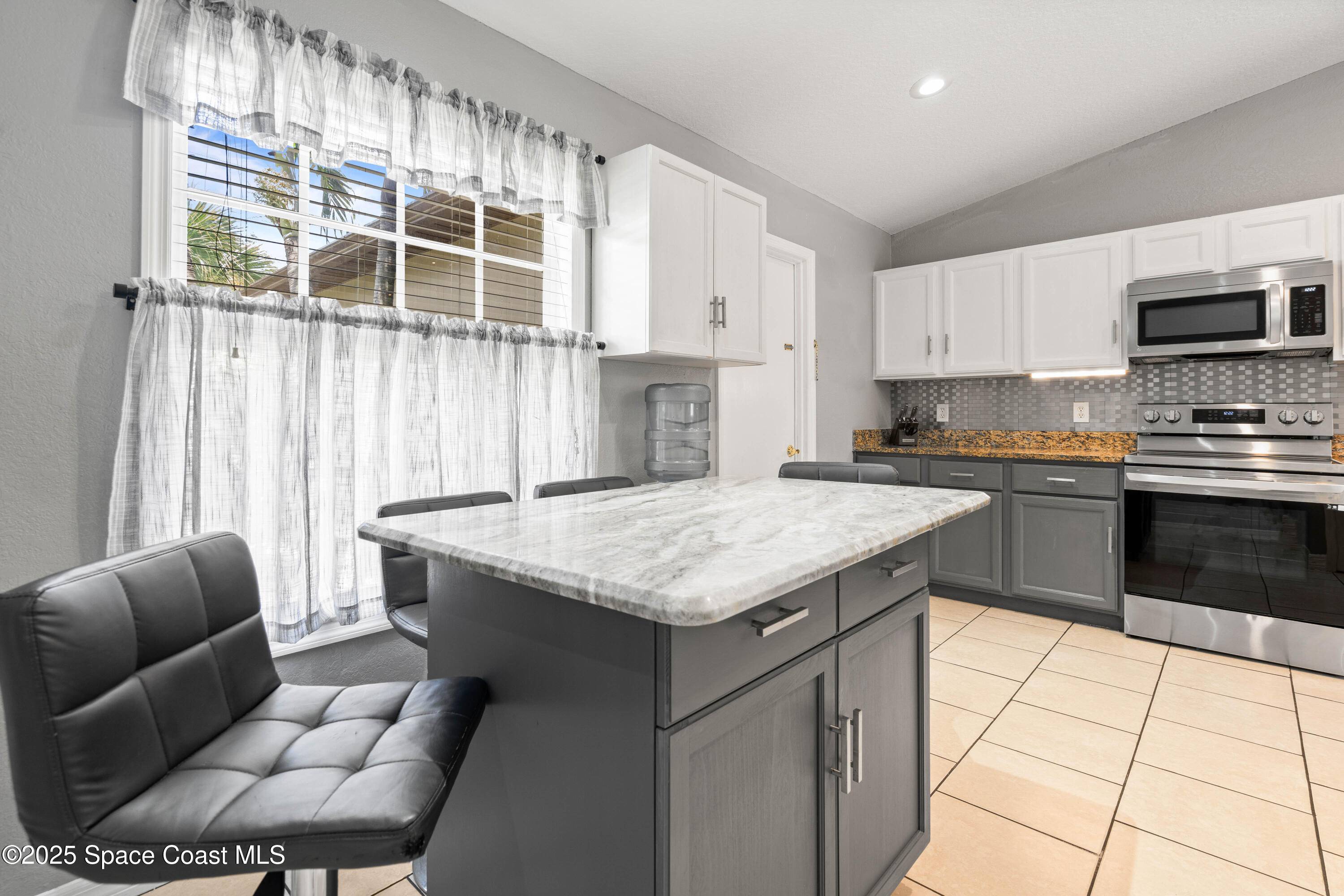 Palm Bay, FL 32908,1381 Heitzman AVE SW