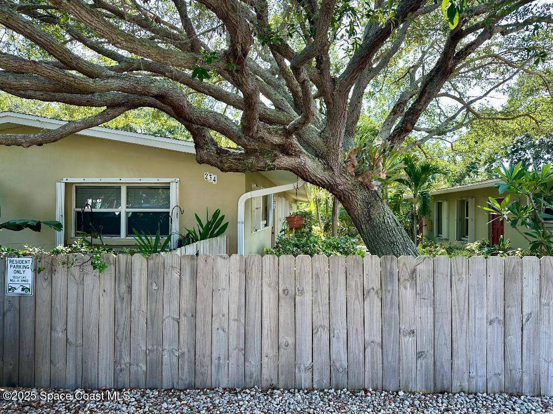 Cocoa Beach, FL 32931,234 Woodland AVE #2