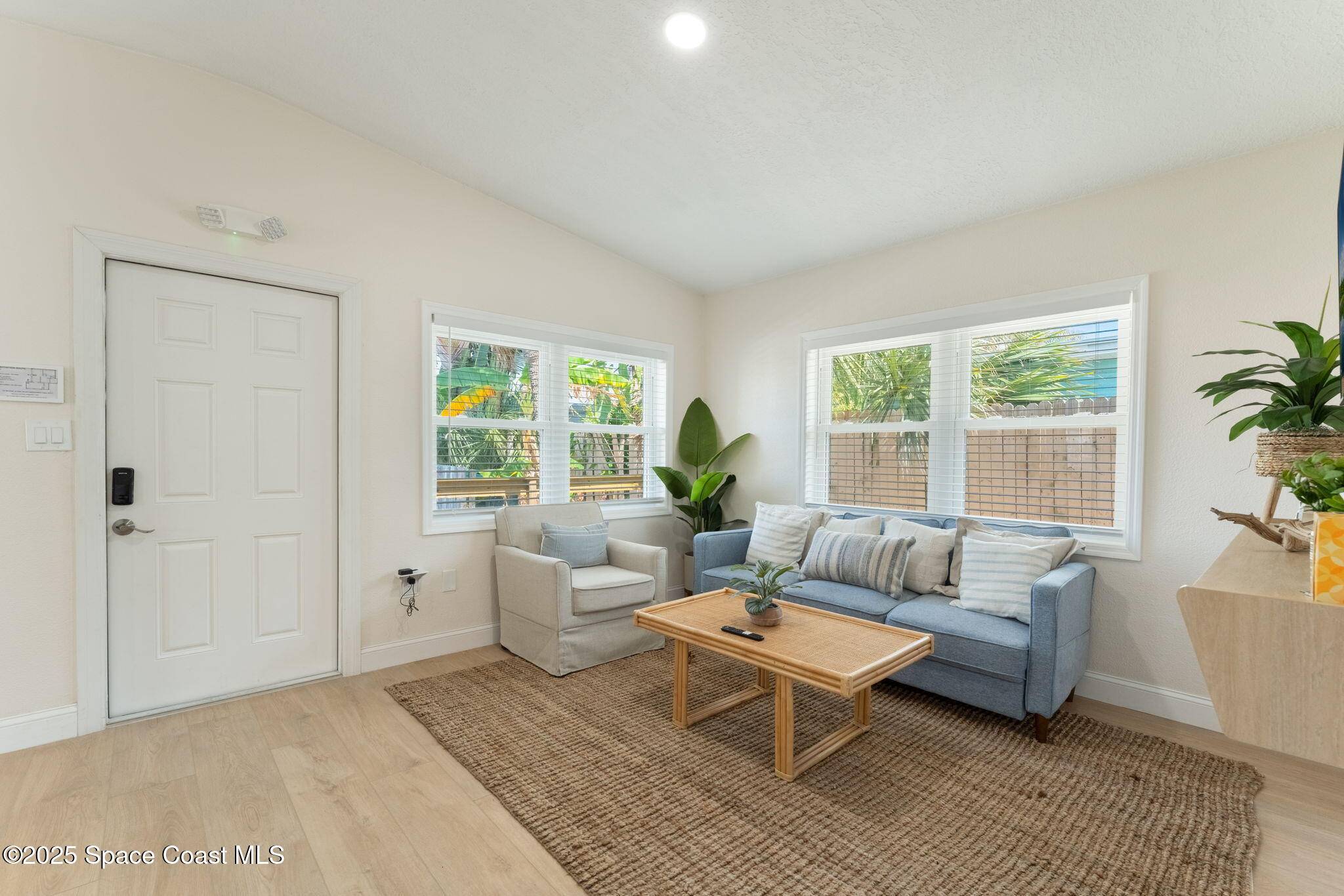 Cocoa Beach, FL 32931,637 S Orlando AVE