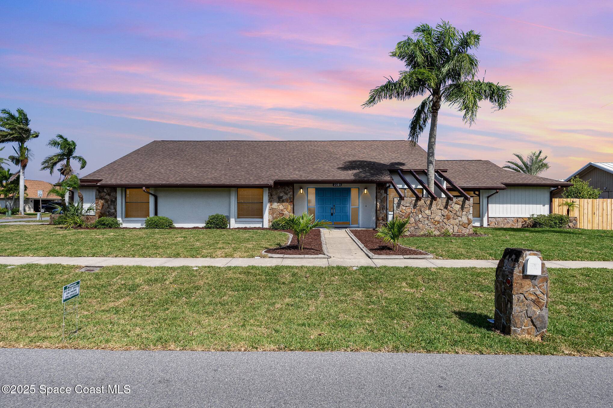 Merritt Island, FL 32953,2280 Sykes Creek DR
