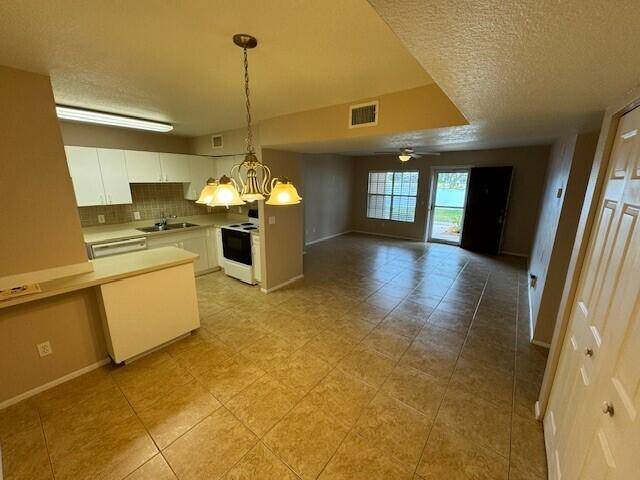 Rockledge, FL 32955,1841 Long Iron DR #806