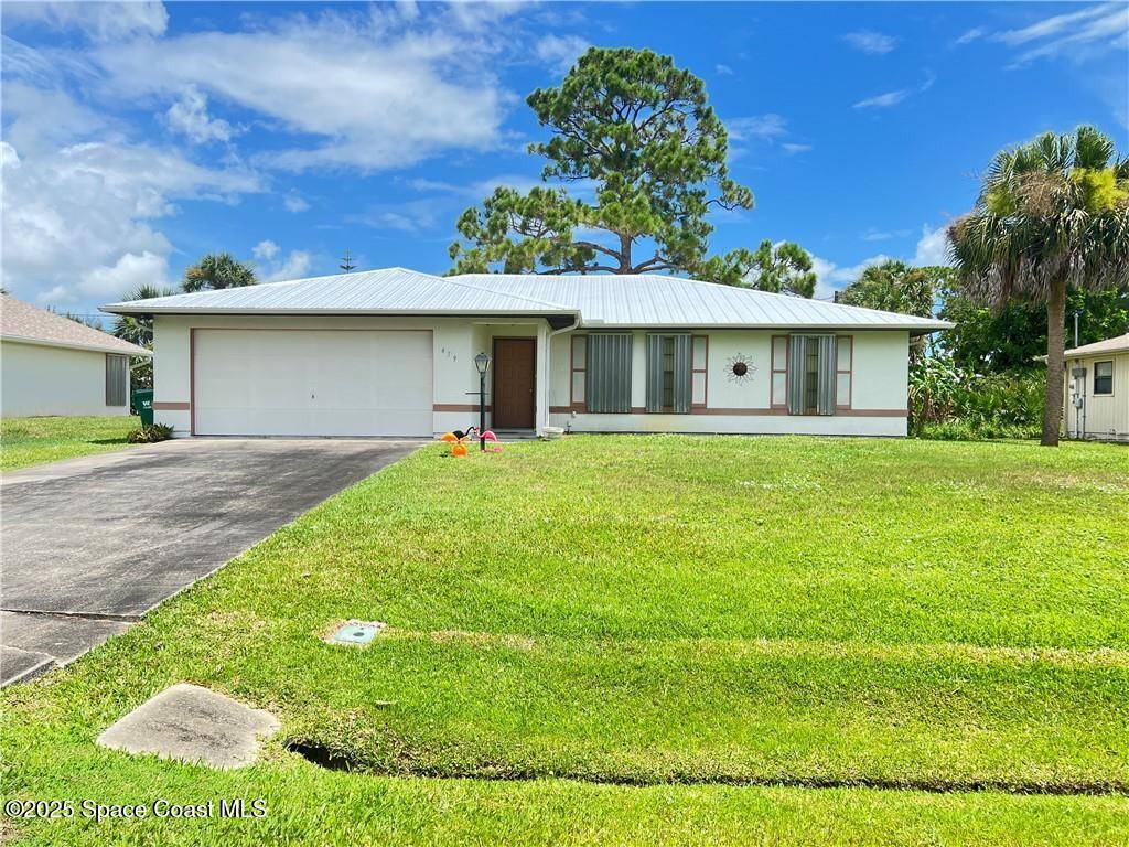 Sebastian, FL 32958,459 Seagrass AVE