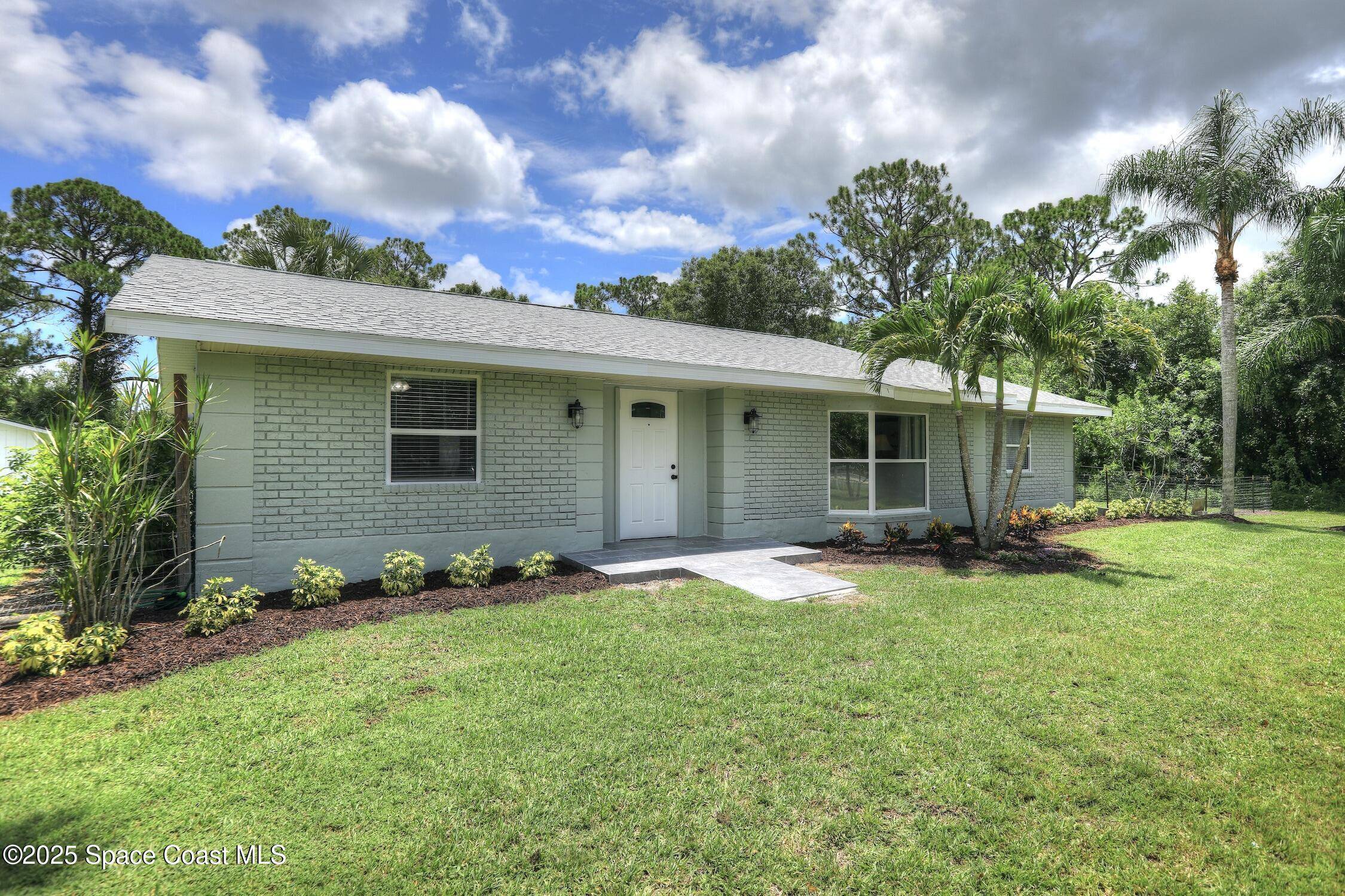 Vero Beach, FL 32967,8246 94th AVE