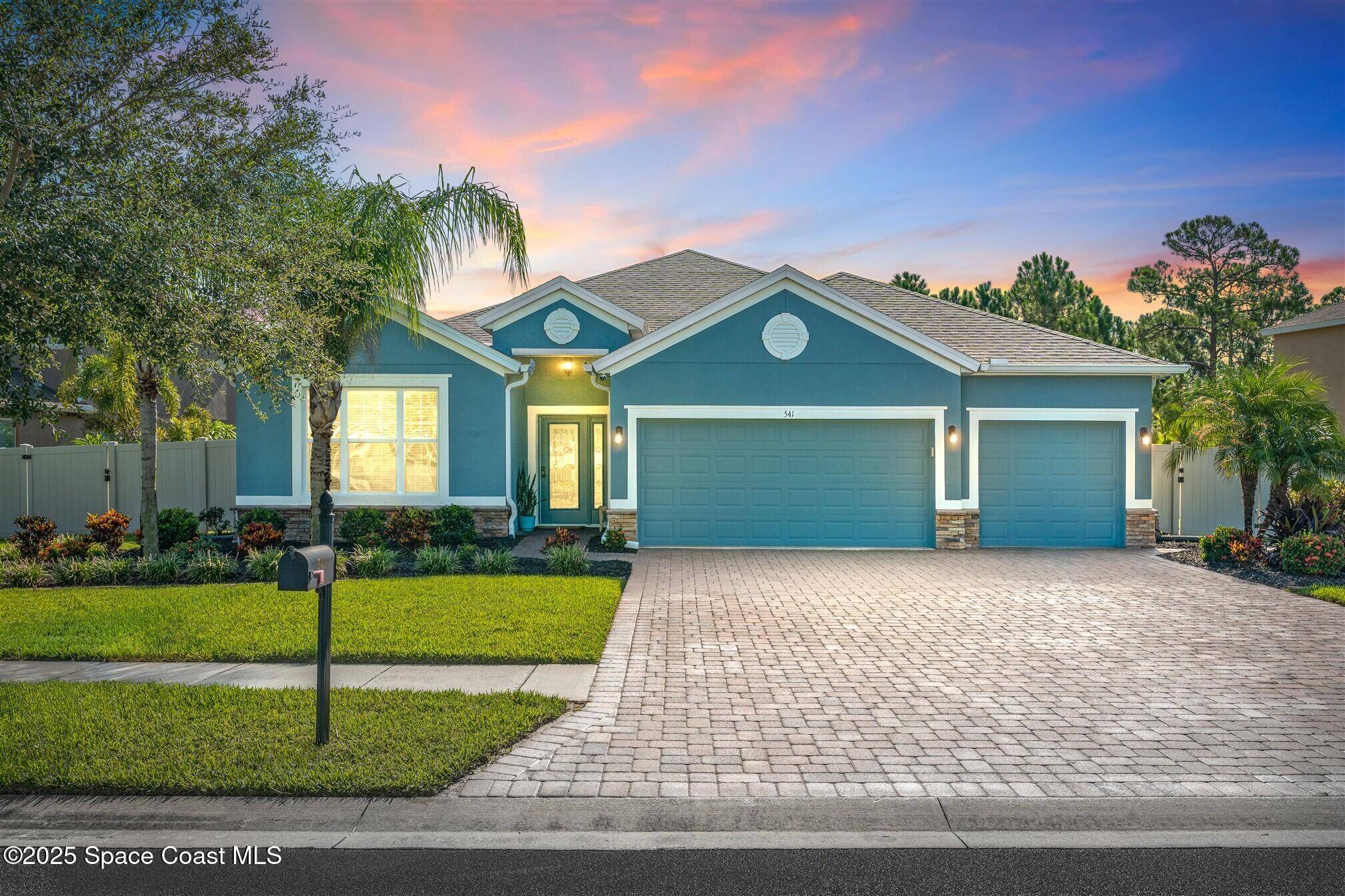 Palm Bay, FL 32909,541 Stonebriar DR