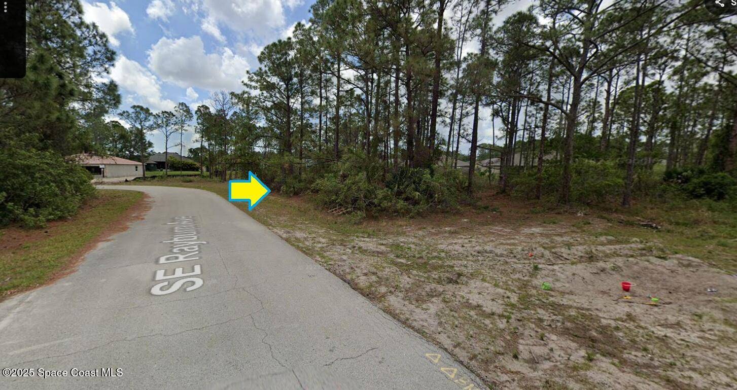 Palm Bay, FL 32909,2598 SE Rayburn AVE