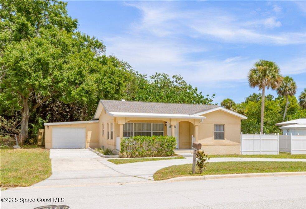 Rockledge, FL 32955,1020 Seminole DR