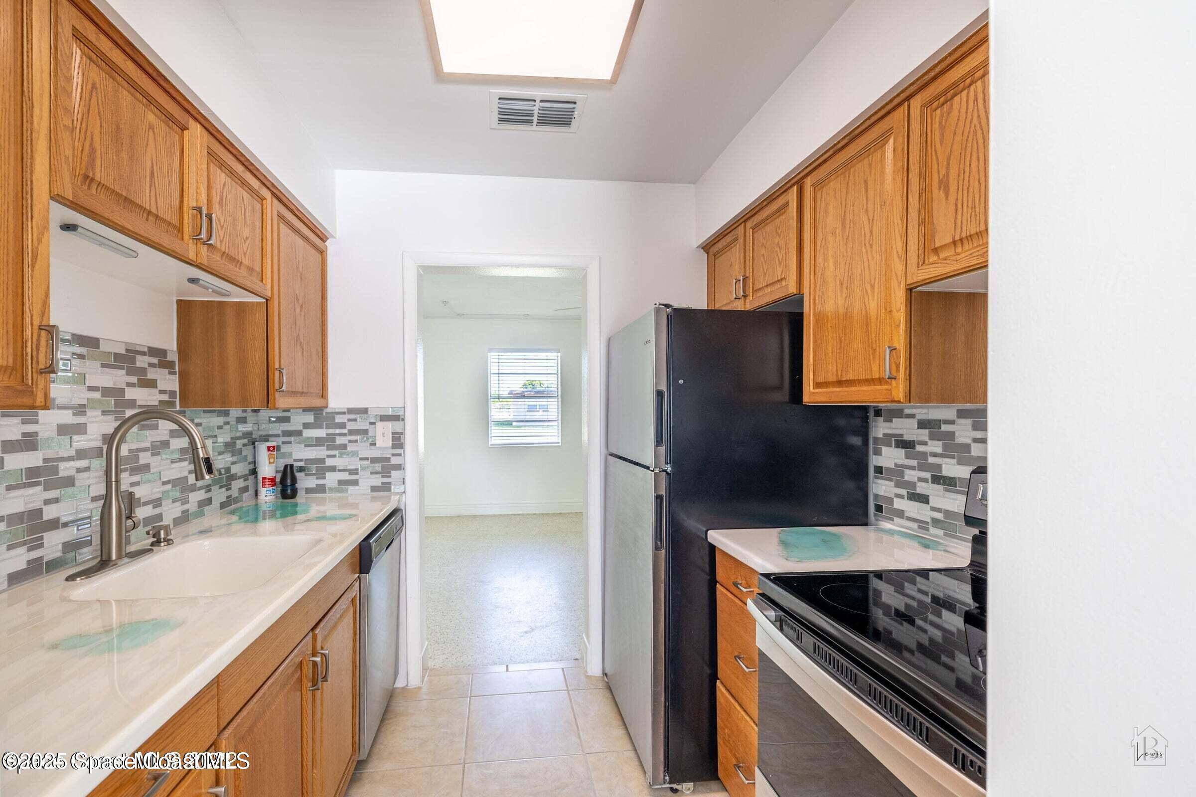 Cocoa, FL 32927,472 Camel CIR