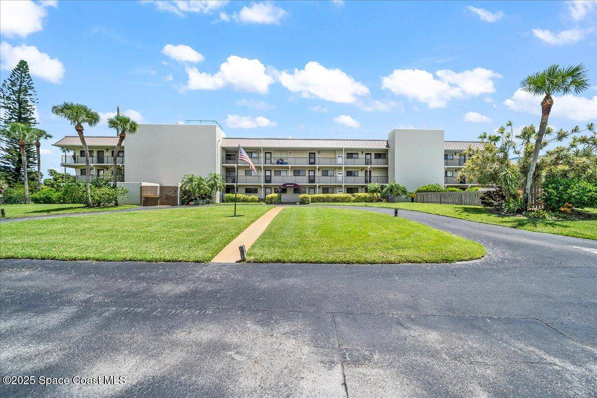 Cocoa Beach, FL 32931,1700 S Atlantic AVE S #104