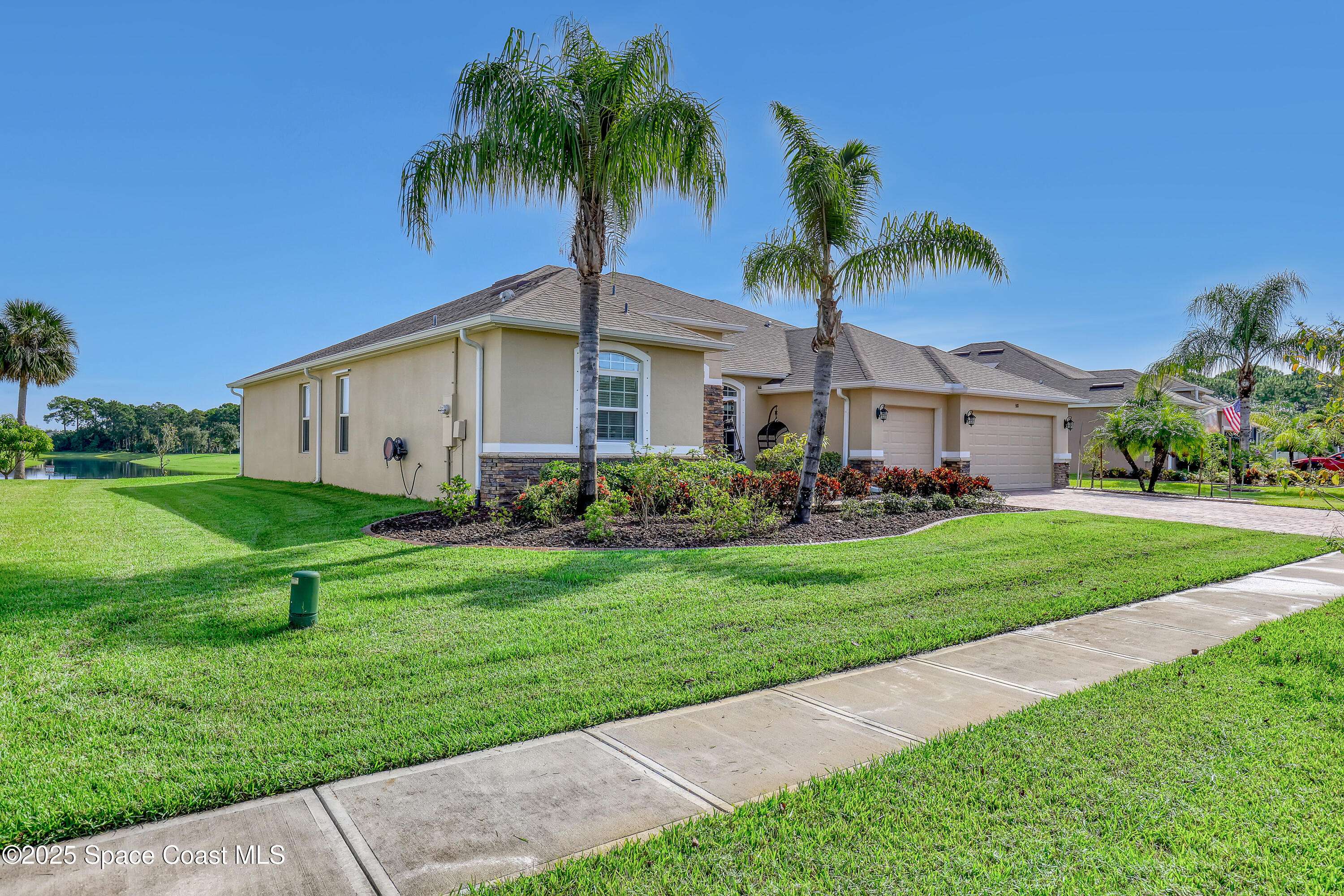 Palm Bay, FL 32909,580 Easton Forest CIR SE