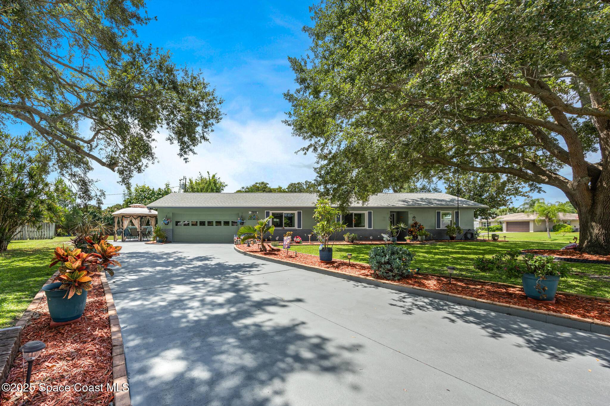 Melbourne, FL 32901,2615 Putters LN