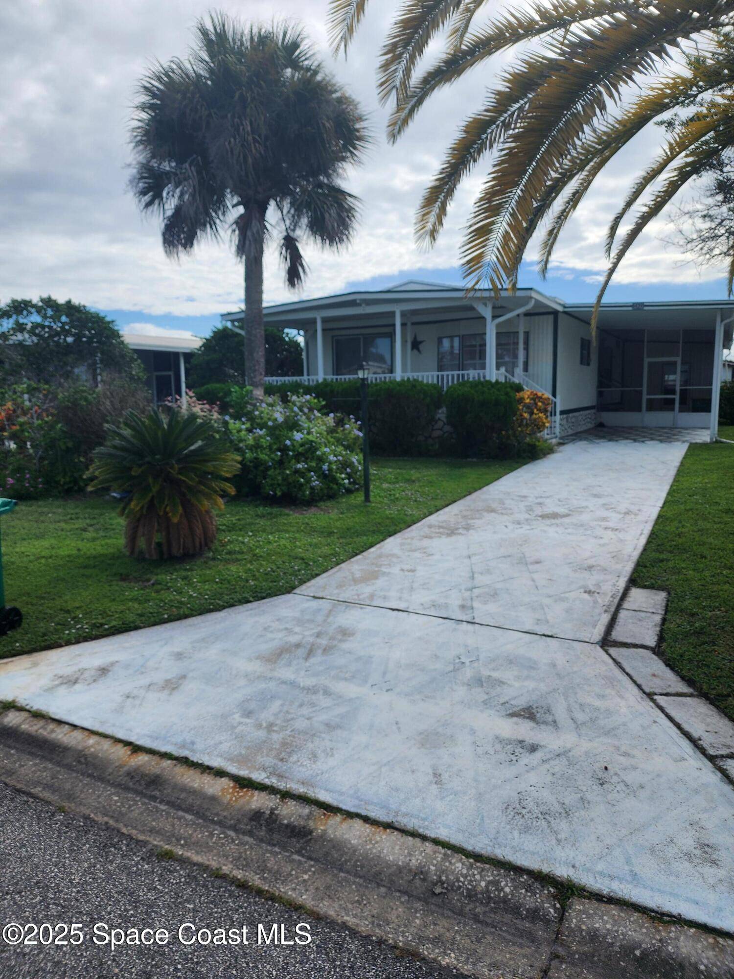 Barefoot Bay, FL 32976,1439 Barefoot CIR