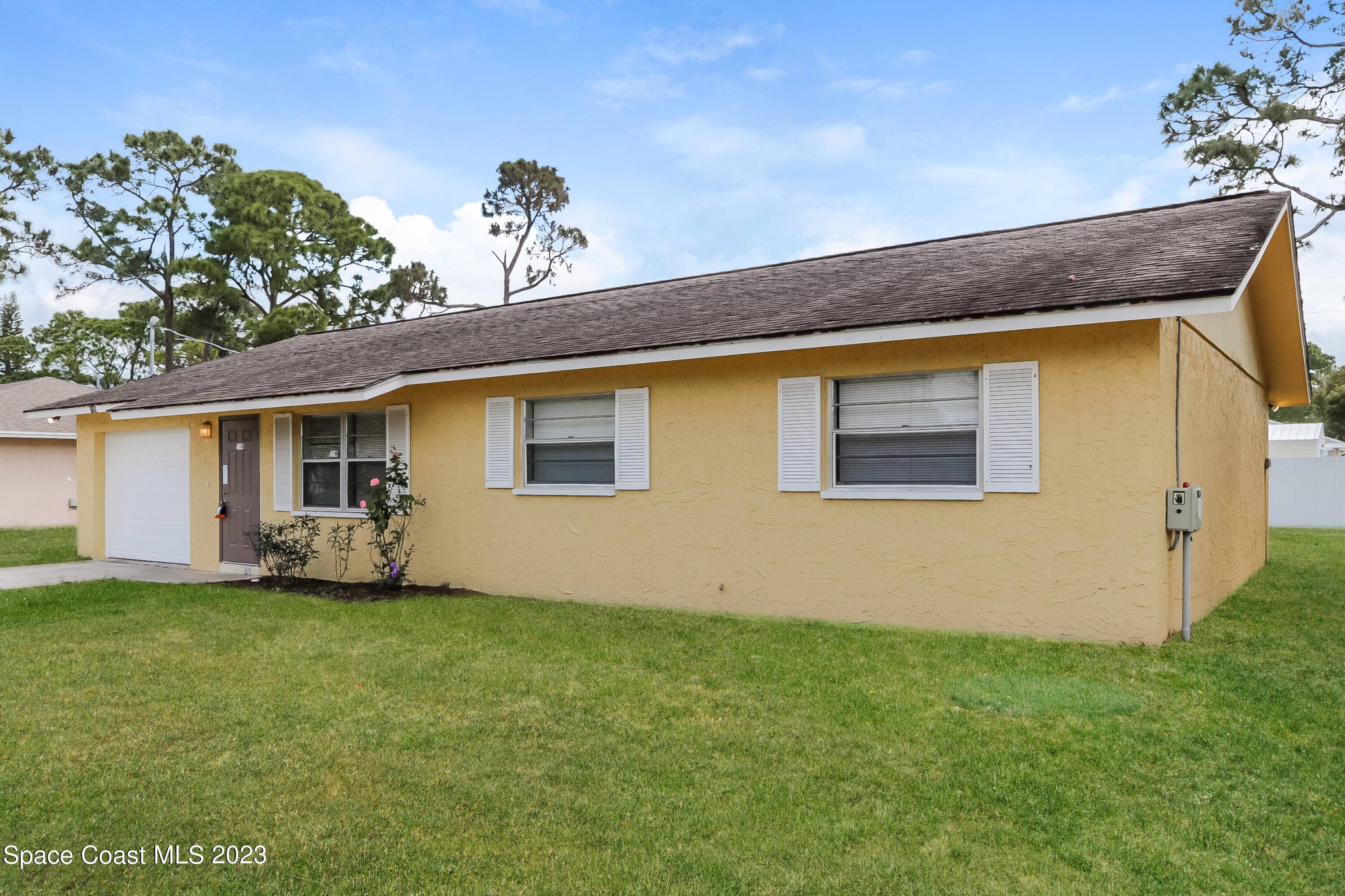Port St. Lucie, FL 34986,159 NW Avens ST