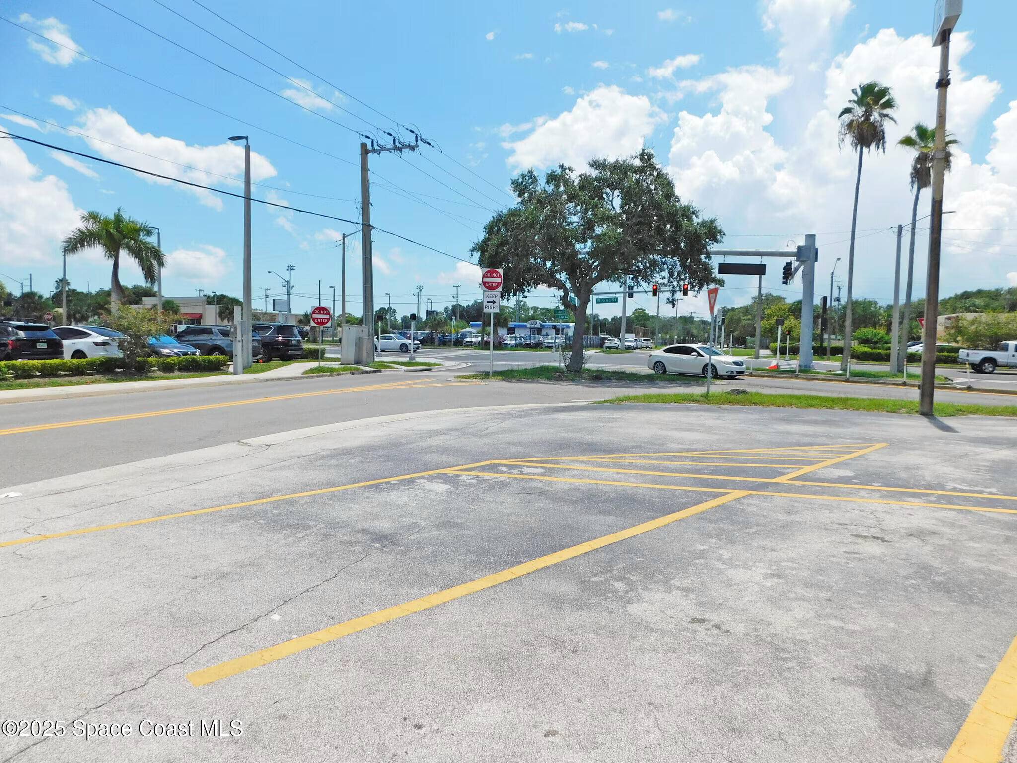 Cocoa, FL 32922,1102 Lake DR