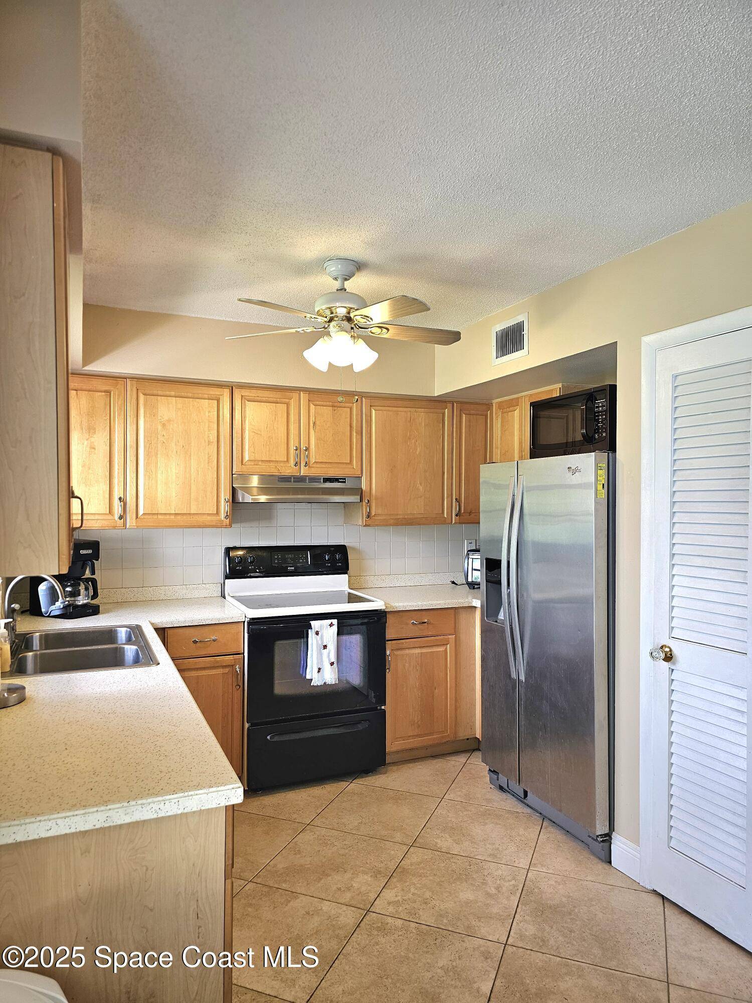 Palm Bay, FL 32905,898 Hampton DR NE