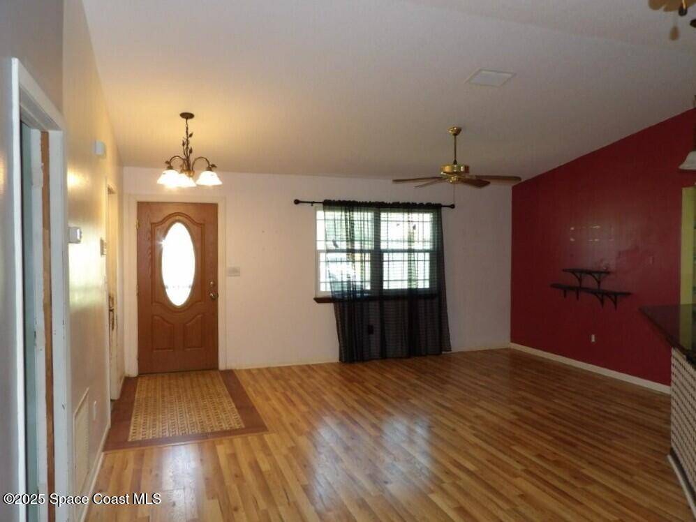 Palm Bay, FL 32908,916 Le Baron ST SW