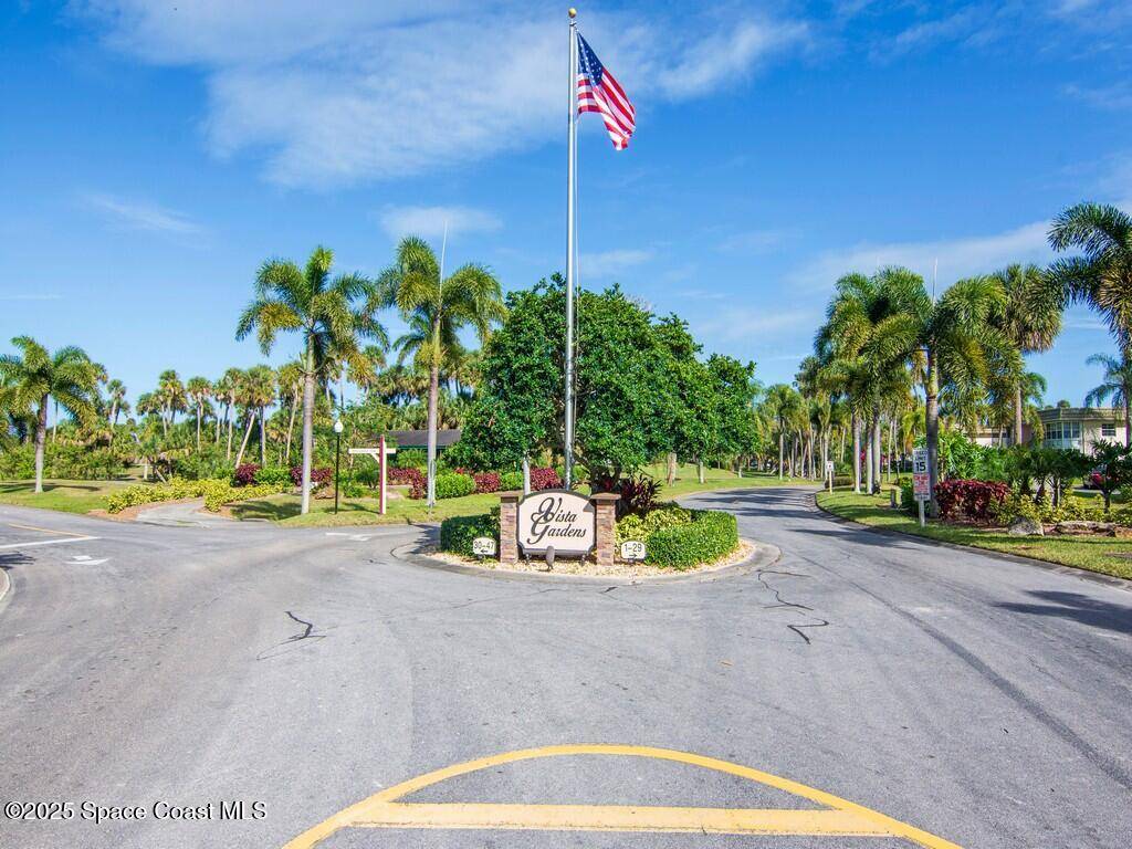 Vero Beach, FL 32962,16 Vista Gardens Trail #105