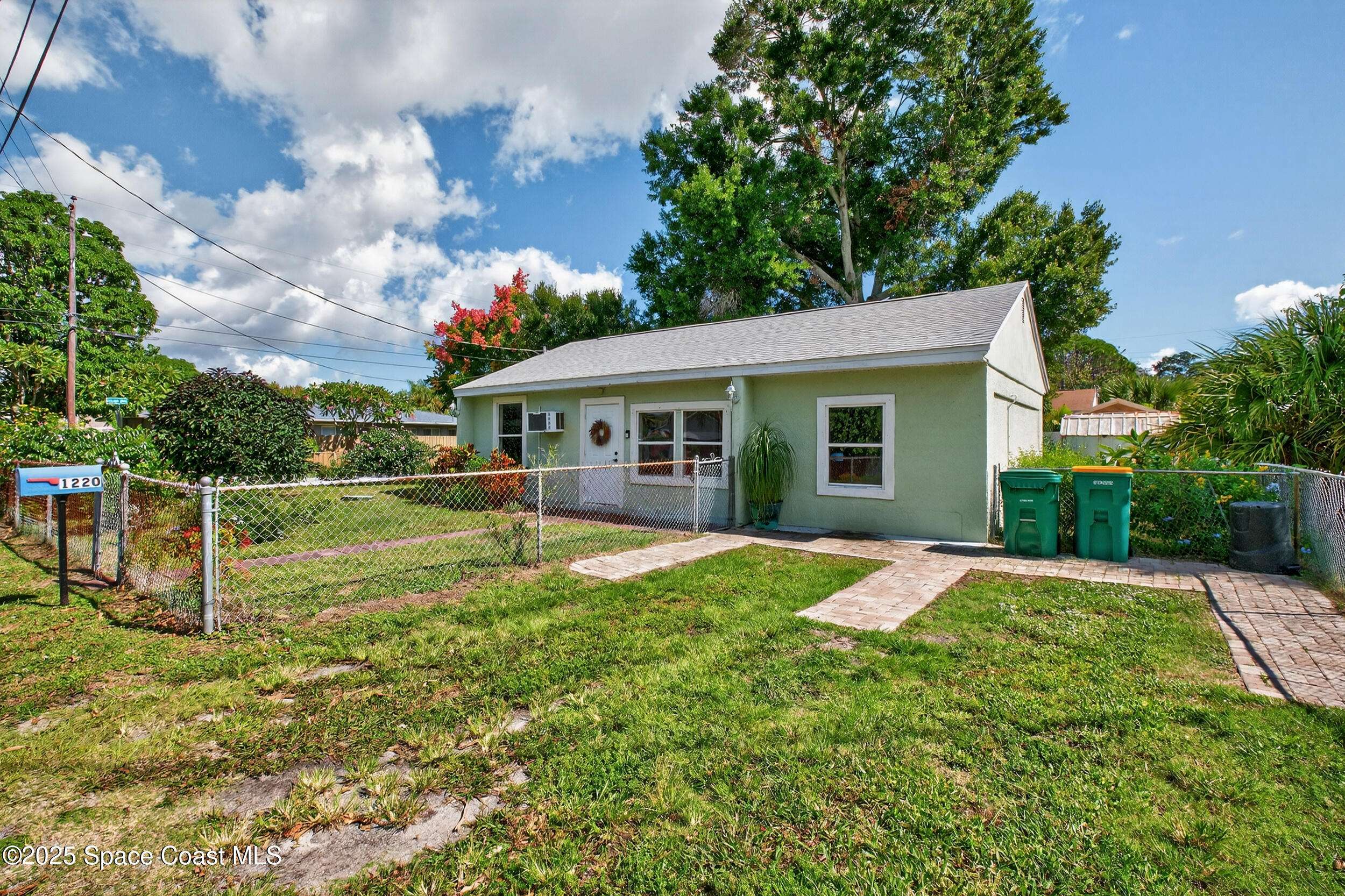 Merritt Island, FL 32952,1220 Robin DR