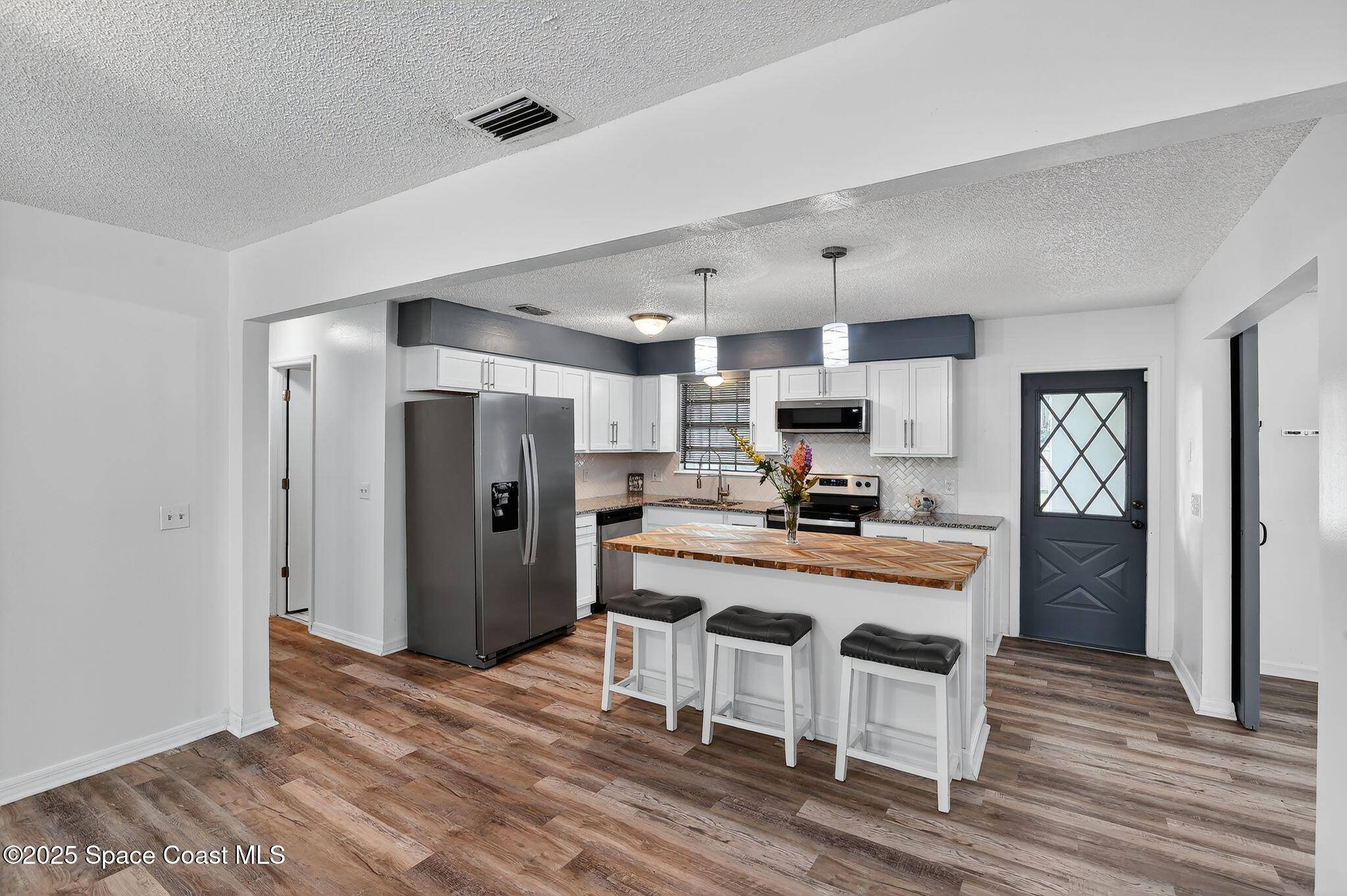 Palm Bay, FL 32909,870 Andrew ST SE