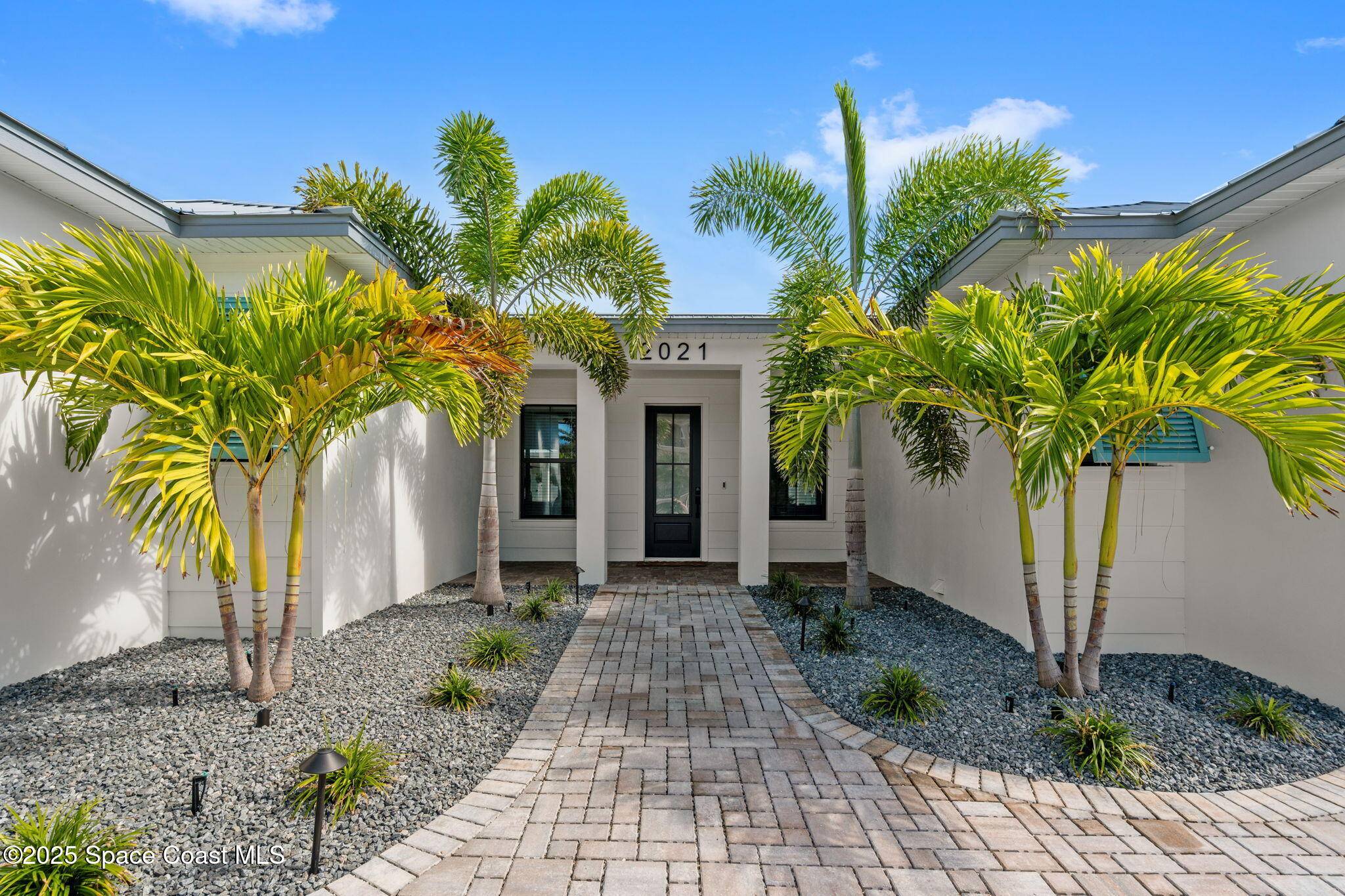 Cocoa Beach, FL 32931,2021 S Orlando Avenue