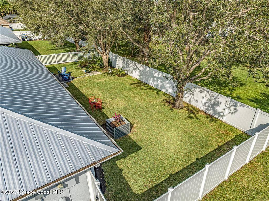 Sebastian, FL 32958,462 Biscayne LN