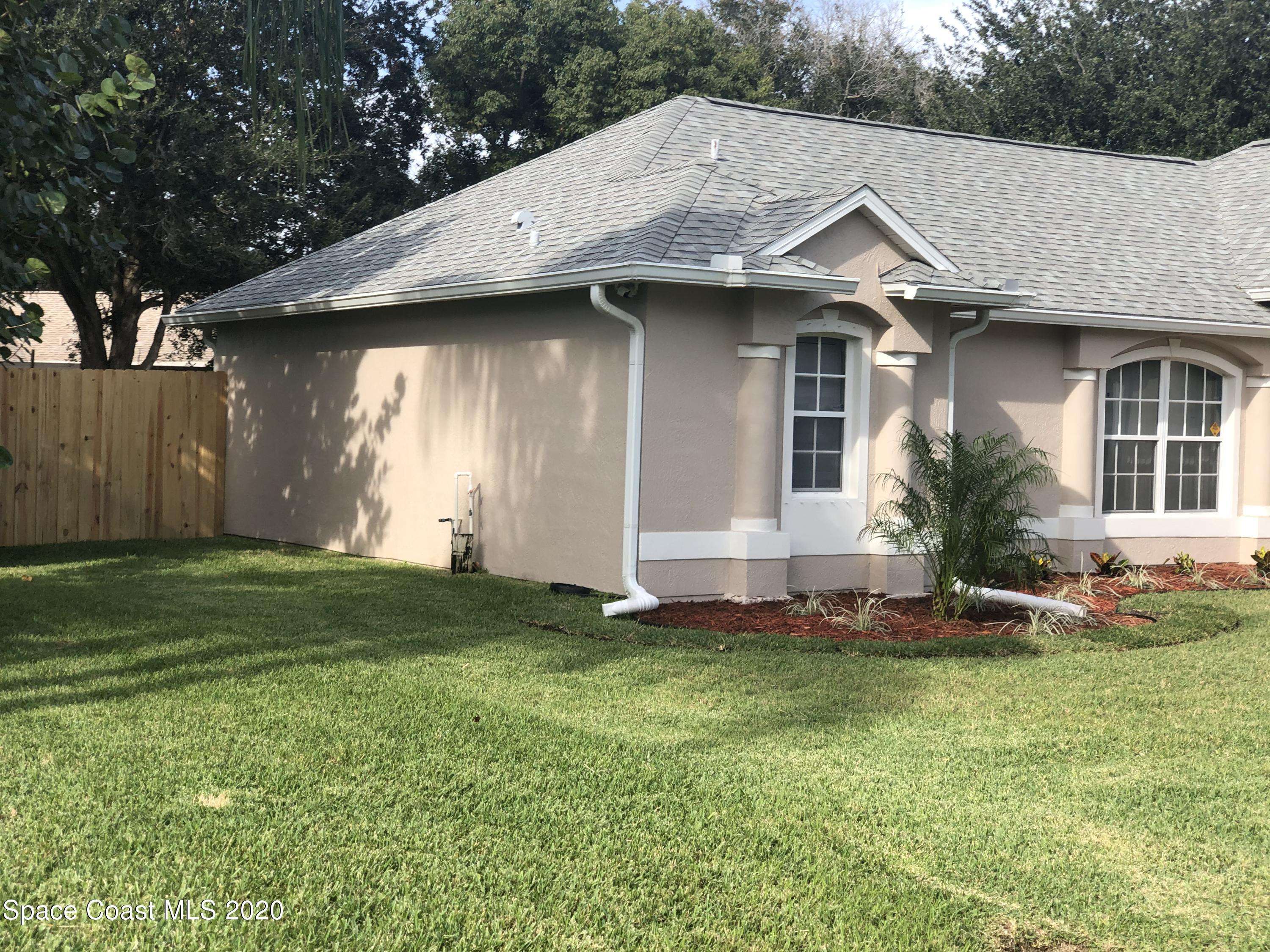 Rockledge, FL 32955,828 Laurel DR