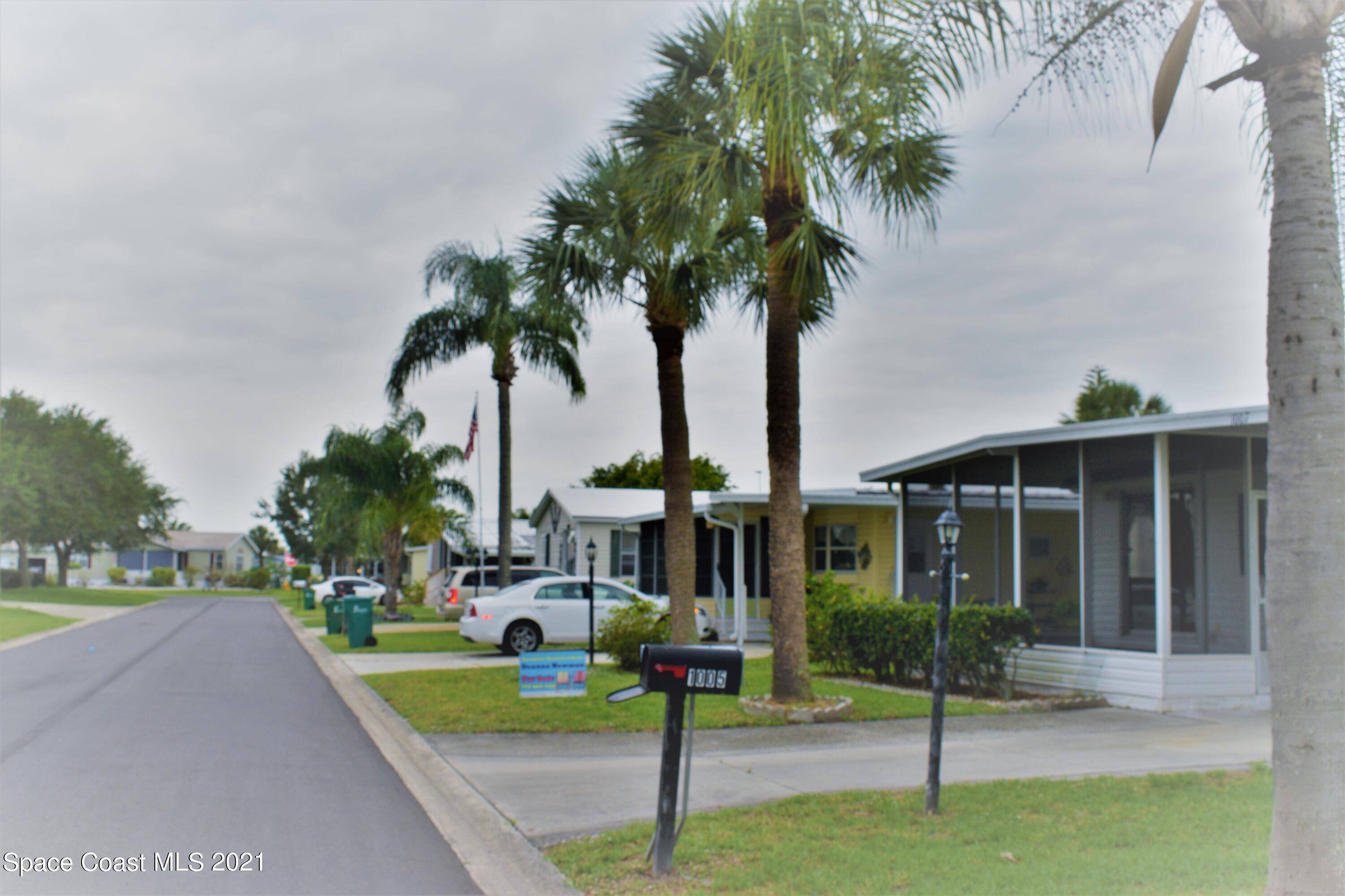 Barefoot Bay, FL 32976,1007 Buttonwood ST