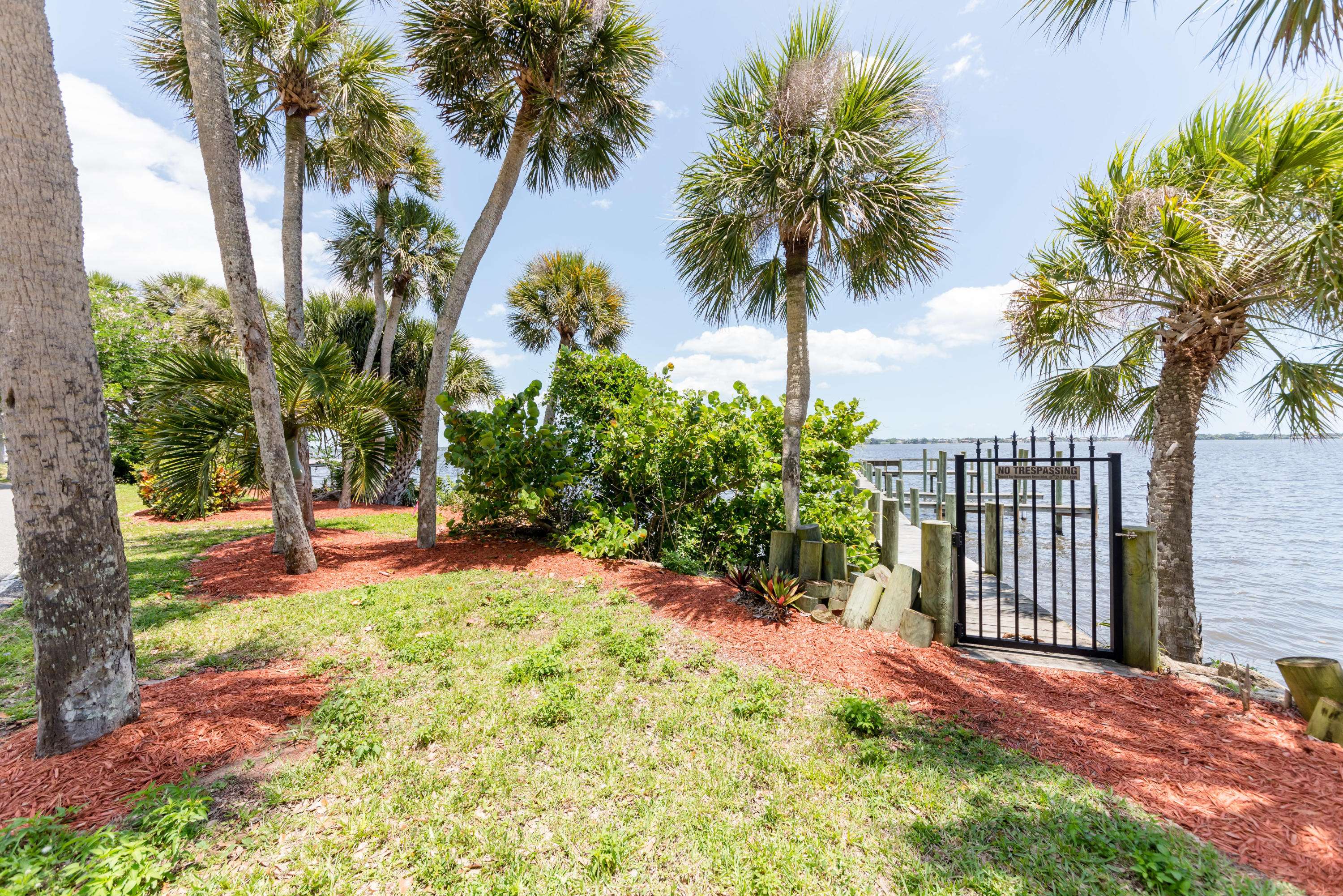 Rockledge, FL 32955,10 Bayshore CT