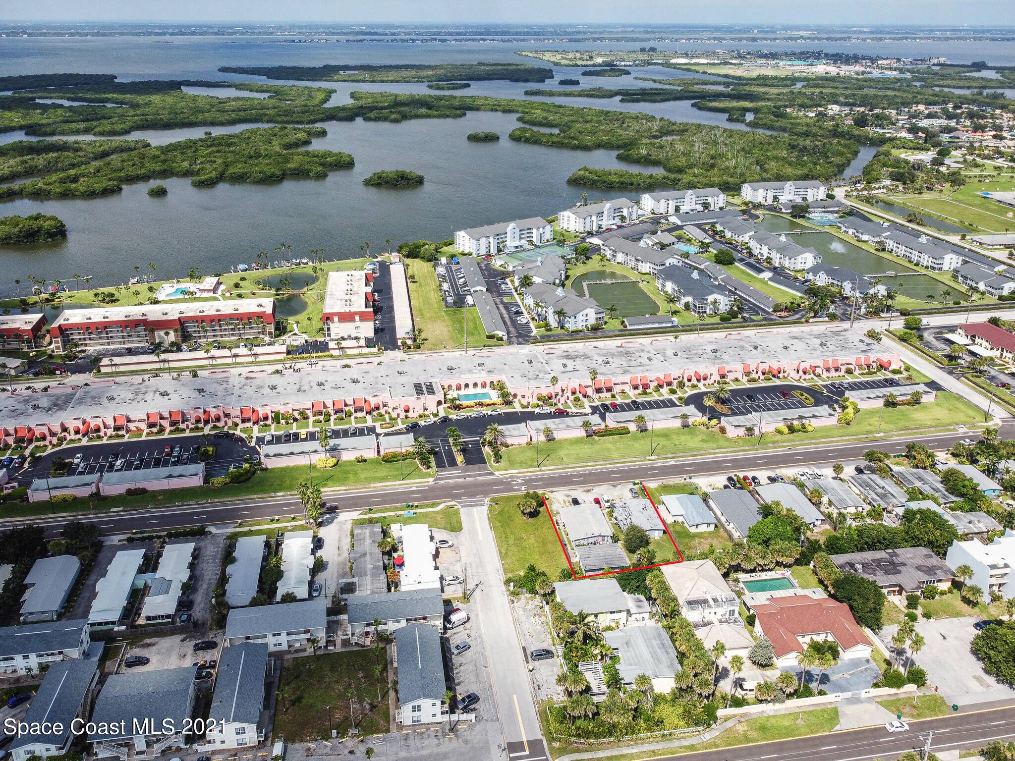 Cocoa Beach, FL 32931,673-681 S Orlando AVE