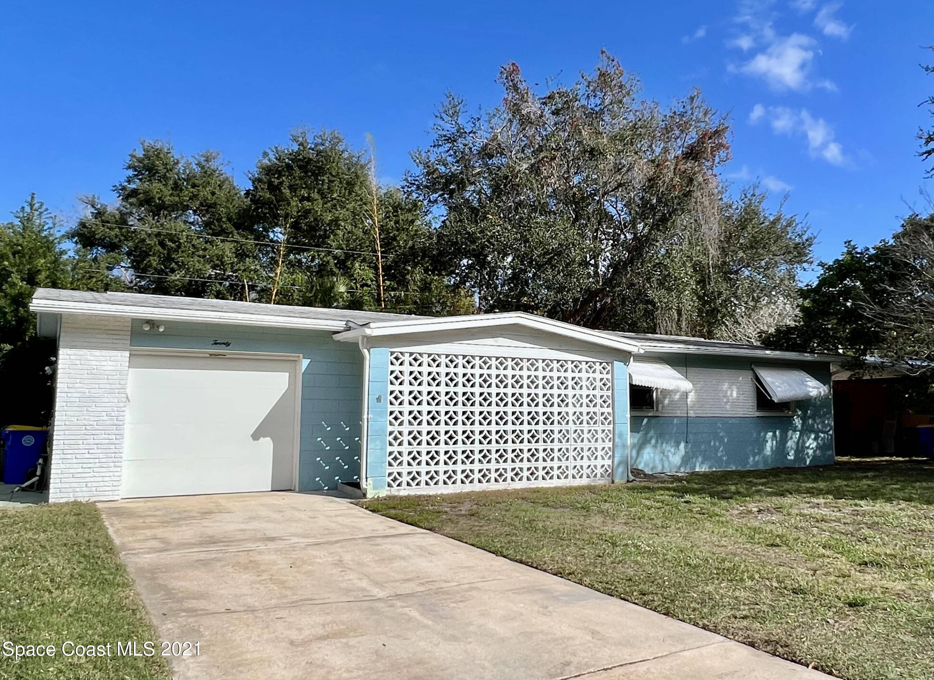 Rockledge, FL 32955,20 Scott LN