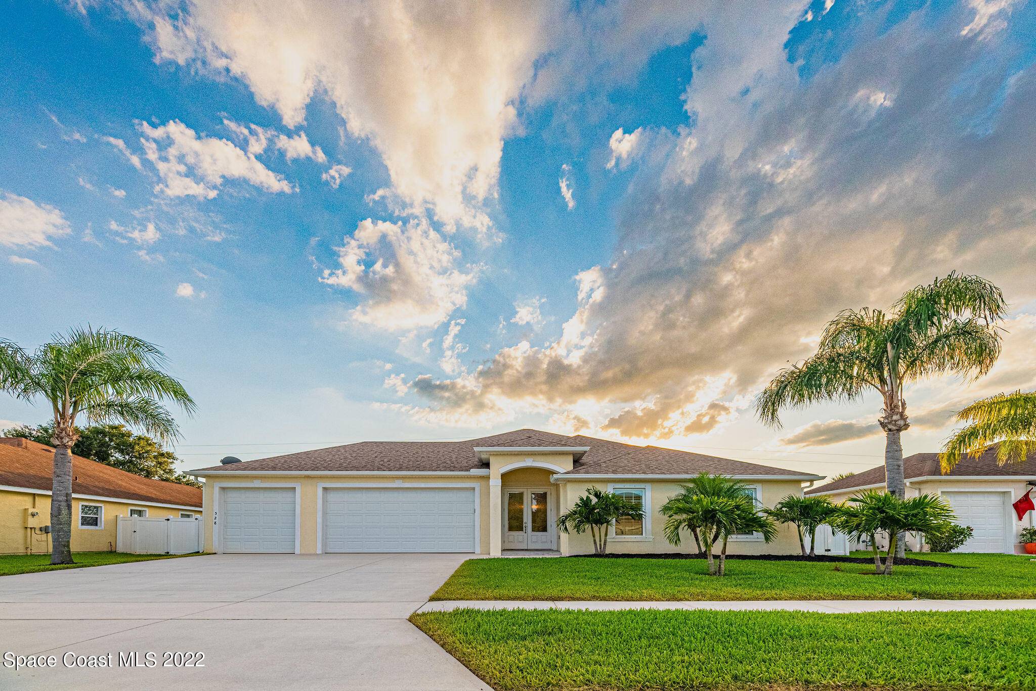 Rockledge, FL 32955,528 Glenbrook CIR