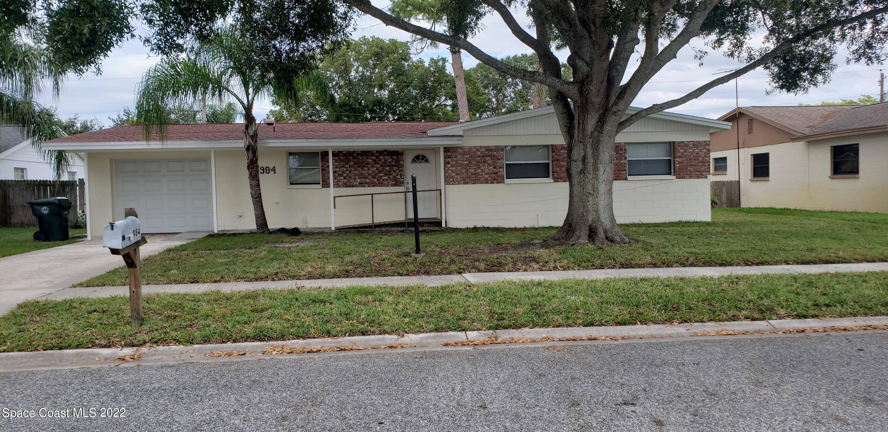 Rockledge, FL 32955,984 Sarazen DR